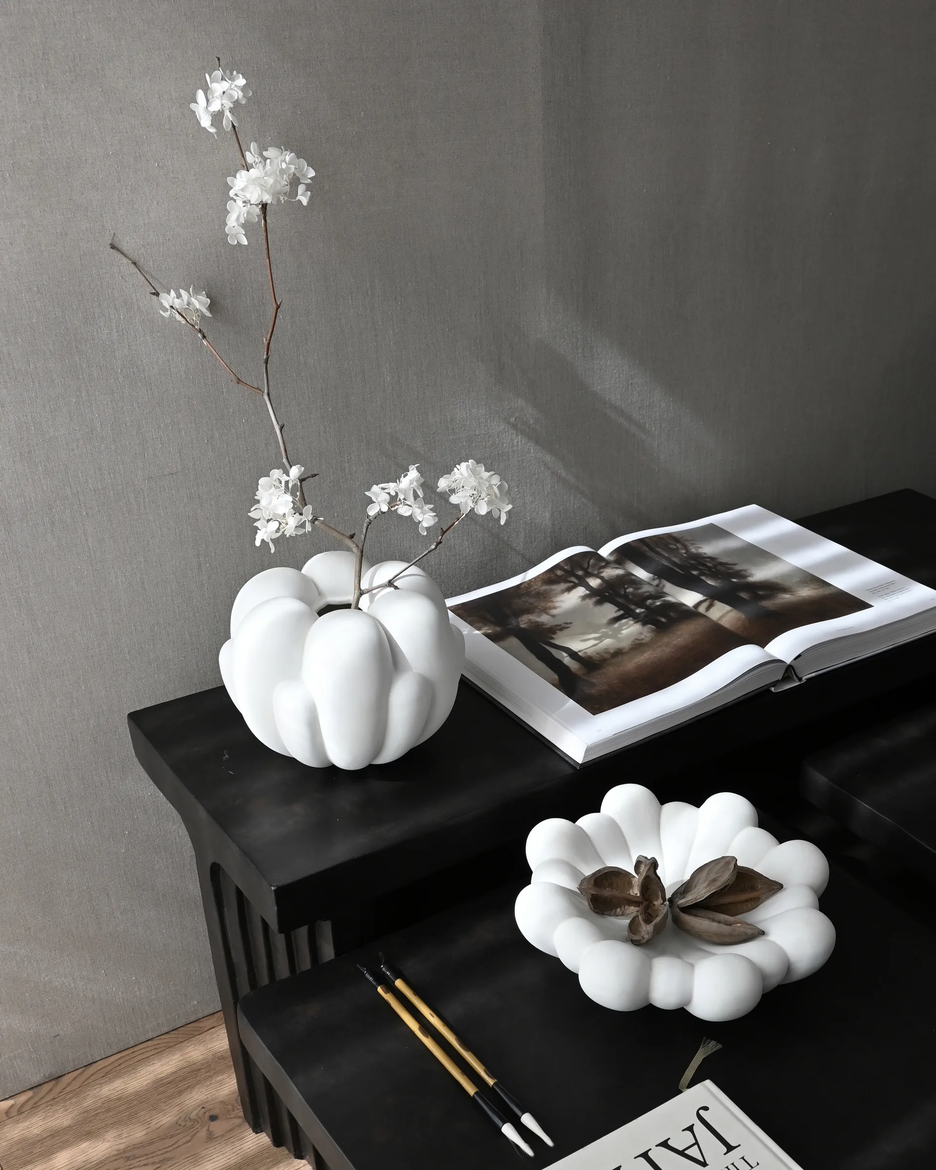 Bloom Tray tigela média Ø28,5 cm, Branco osso 101 Copenhagen