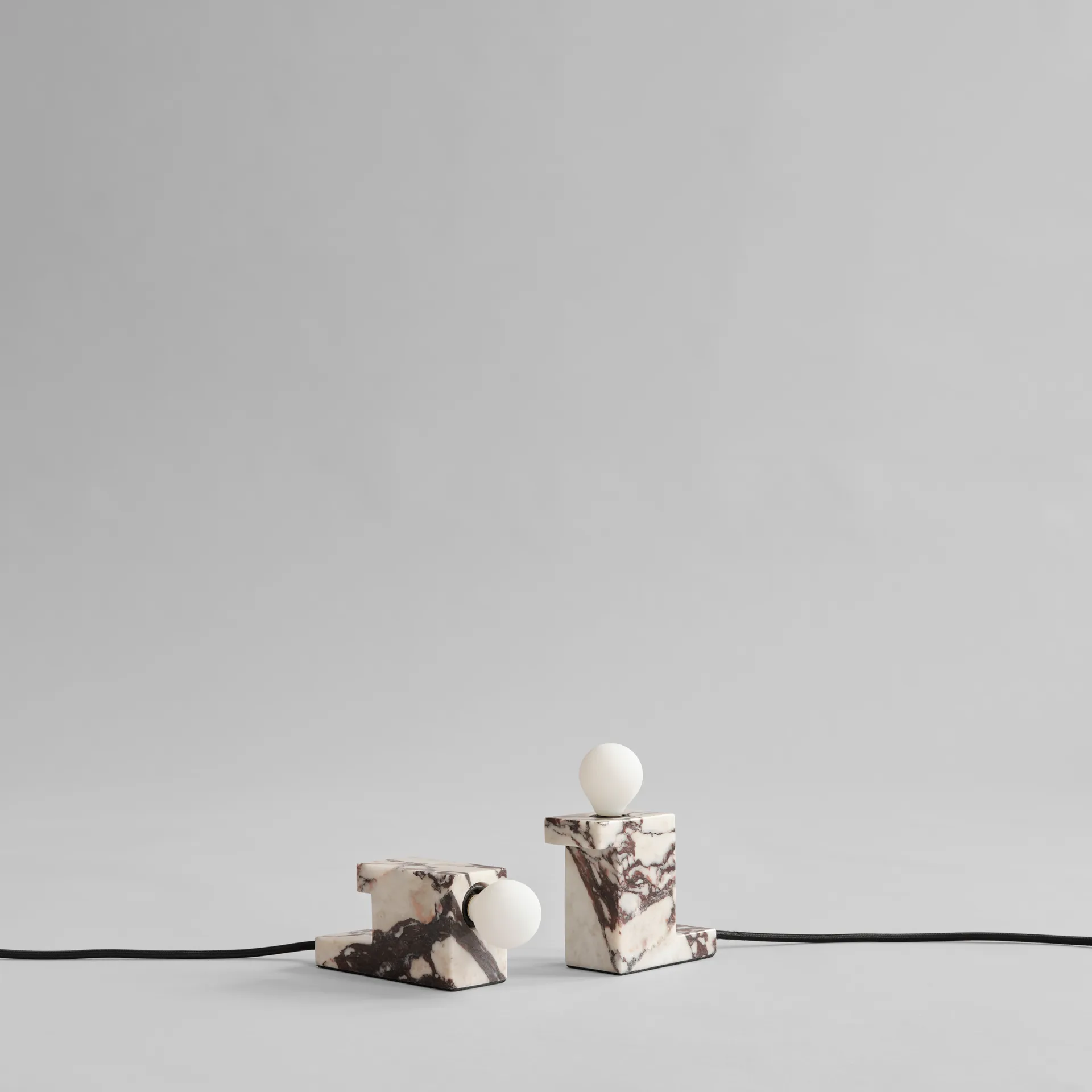 Candeeiro Brick baixo 8x14 cm, Calacatta 101 Copenhagen