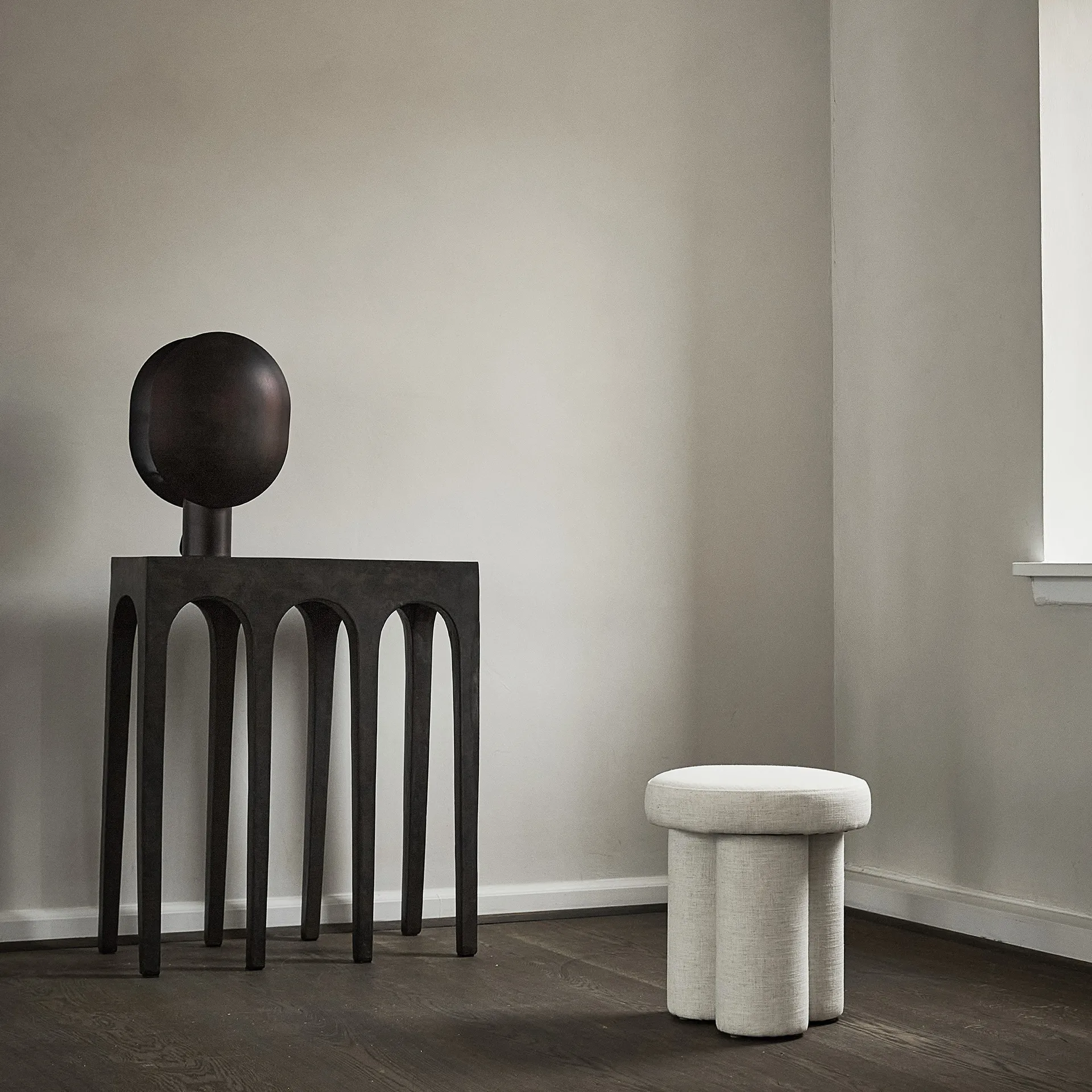 Candeeiro de mesa Clam 43,5 cm, Burned black 101 Copenhagen