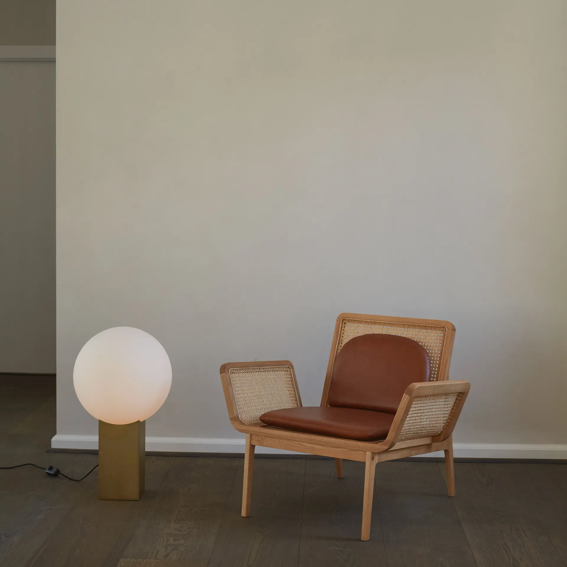 Candeeiro de pé Hoop 70 cm, Latão 101 Copenhagen