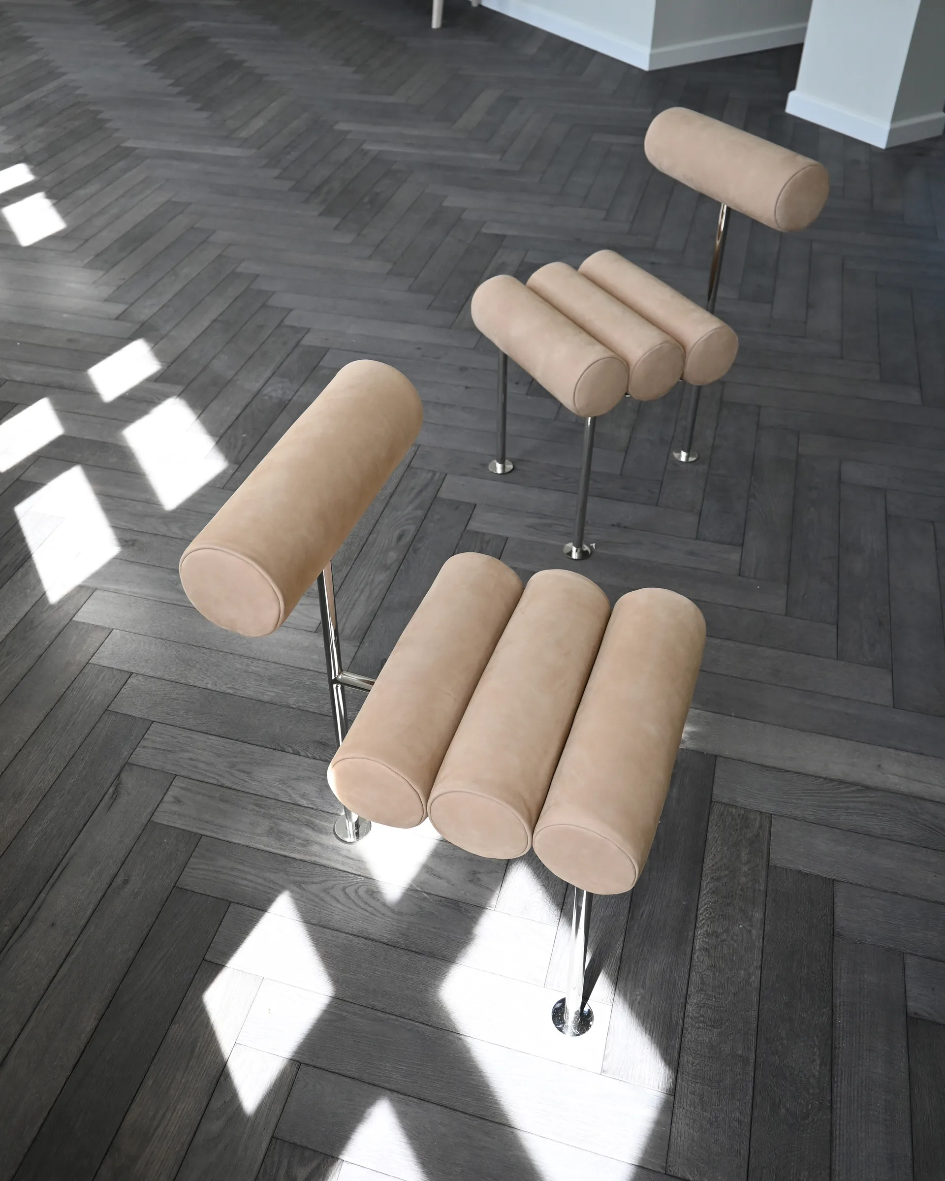 Hiro cadeira de mesa, Aço inoxidável-camurça polida 101 Copenhagen