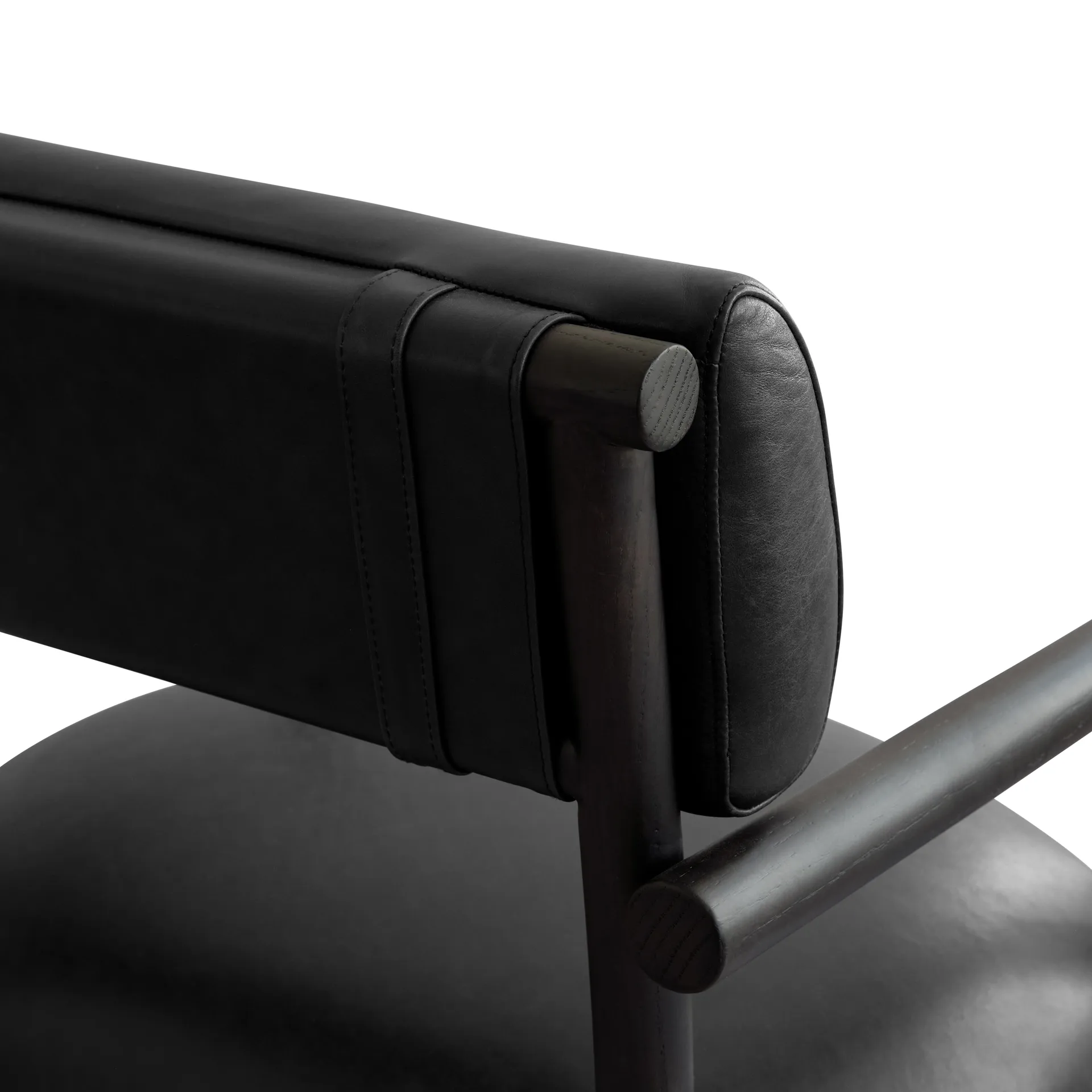 Nama cadeira lounge, Couro anilina preto 101 Copenhagen