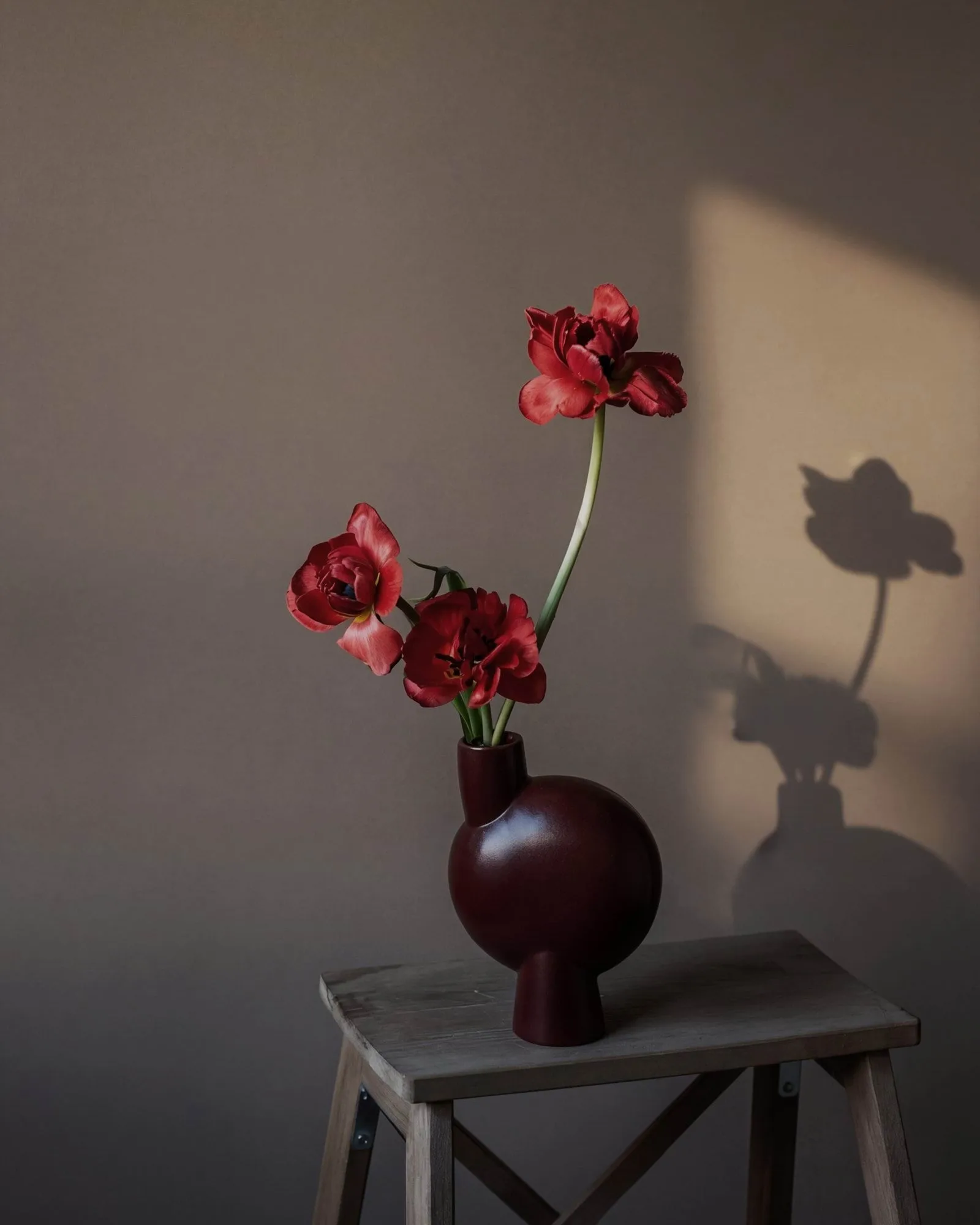 Sphere Bubl vaso Medio, Maroon 101 Copenhagen