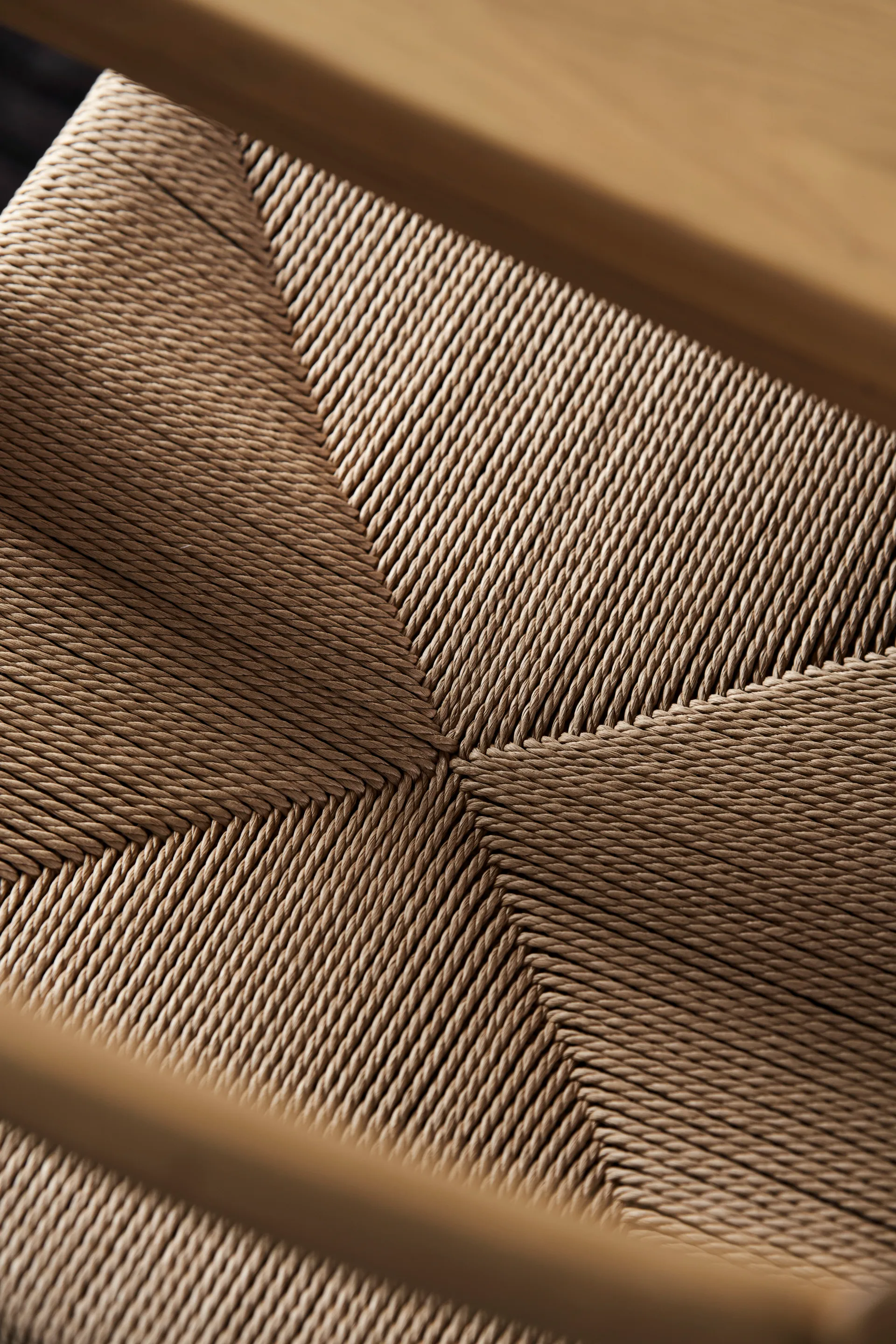 Cadeira Fridhem, Papercord-laquered oak 1898