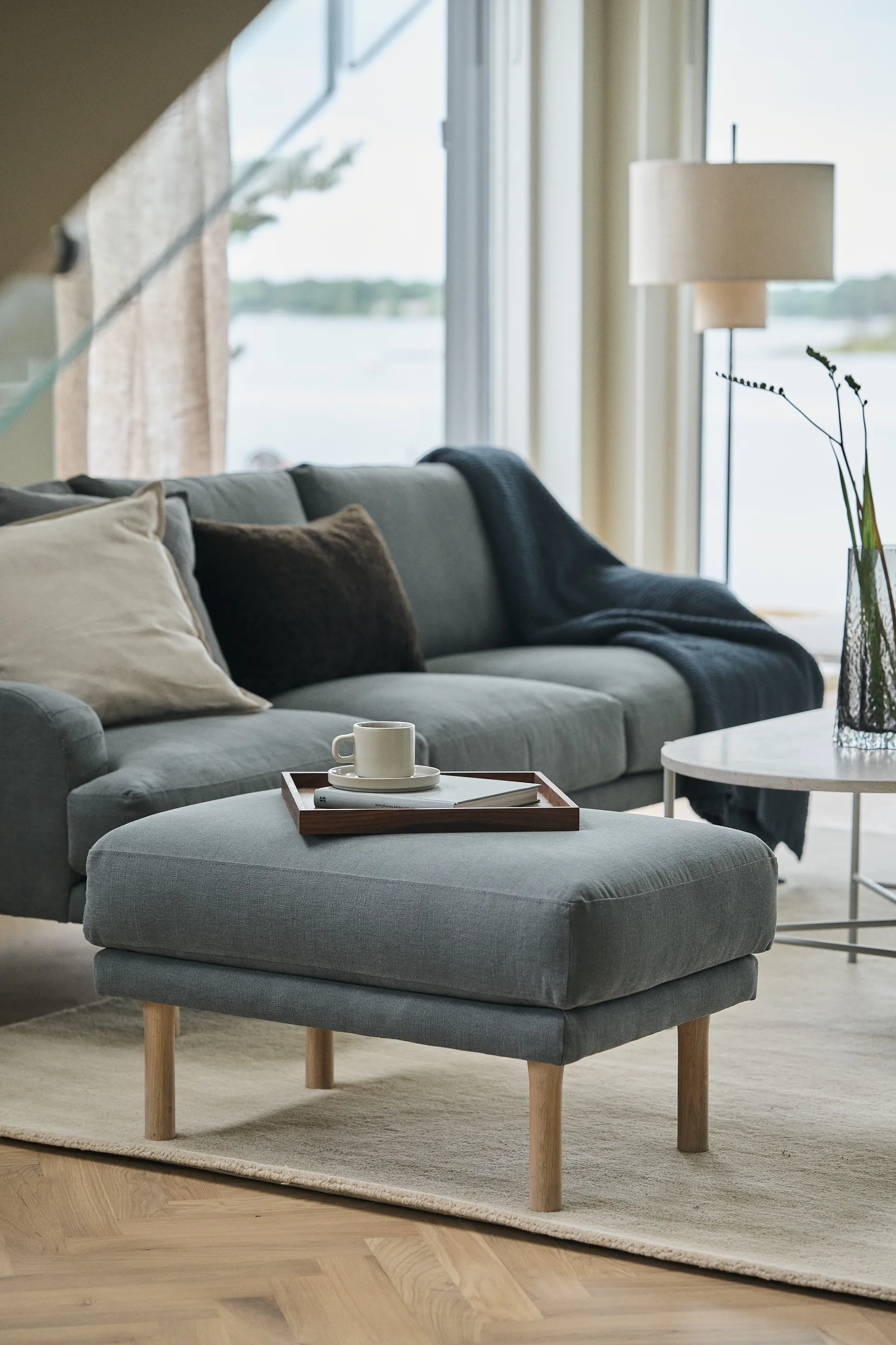 Lidnäs banco para os pés, Cinzento escuro Caleido 1898