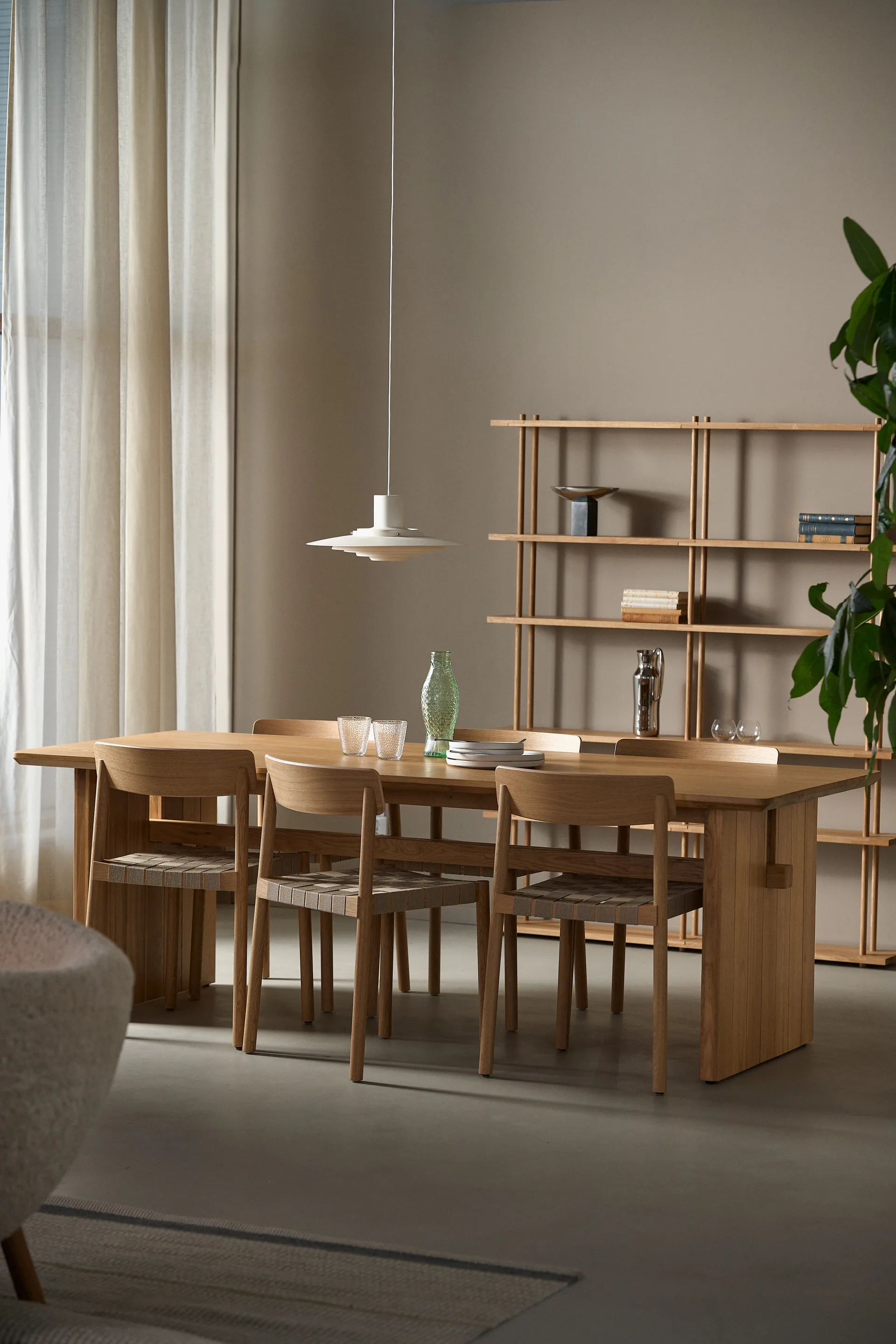 Mesa de jantar Berghem 90x220 cm, Laqurered oak 1898