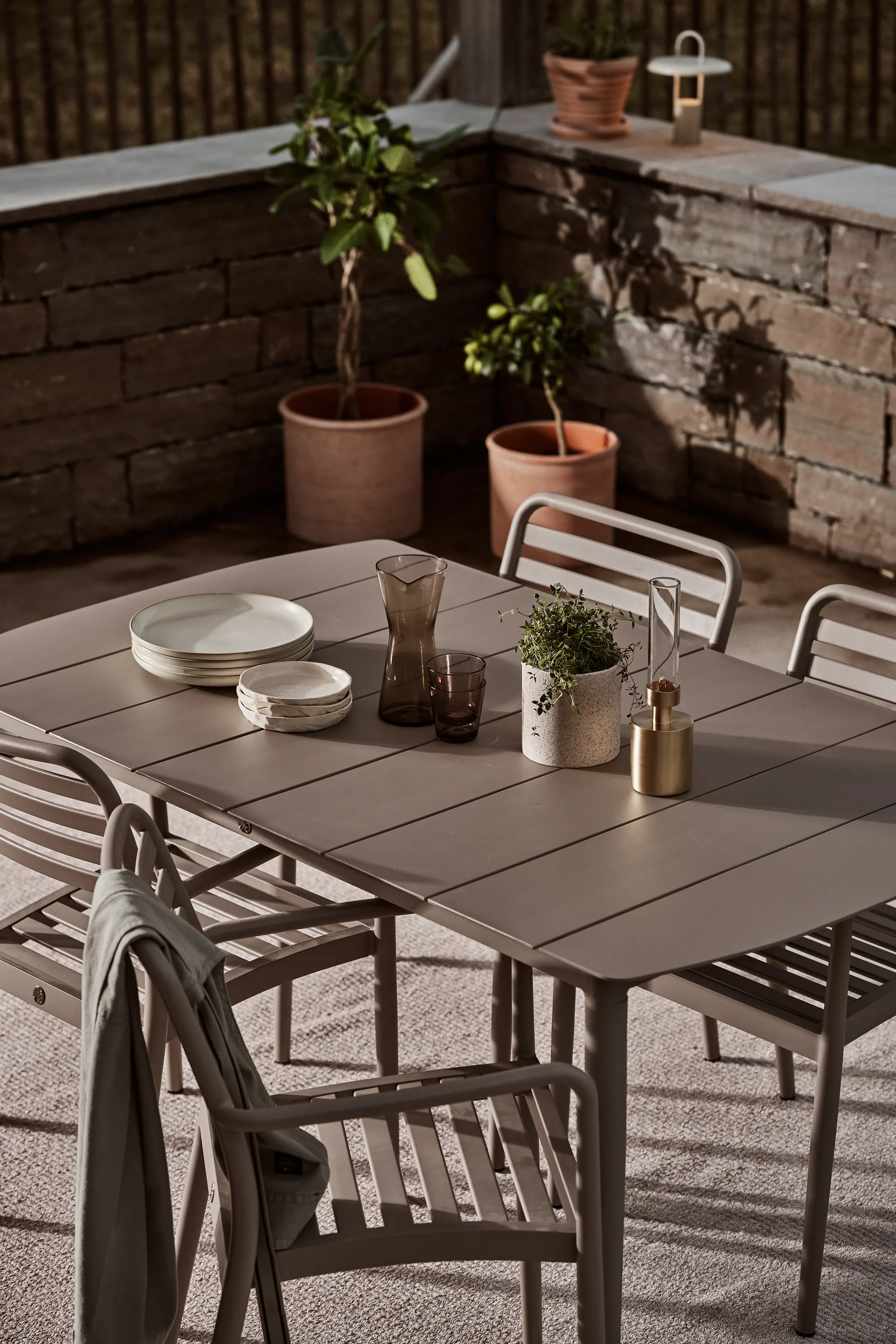 Messina cadeira com braços, Taupe 1898