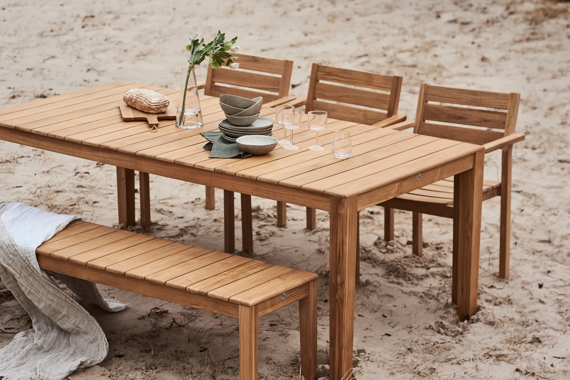 Sköndal mesa de jantar pequena 220x95x76 cm, Teak 1898