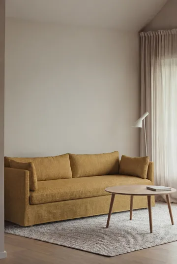 Sofá Linnevik - Luiza Mustard 3972-carvalho branco oleado, 4 lugares, com saia - 1898