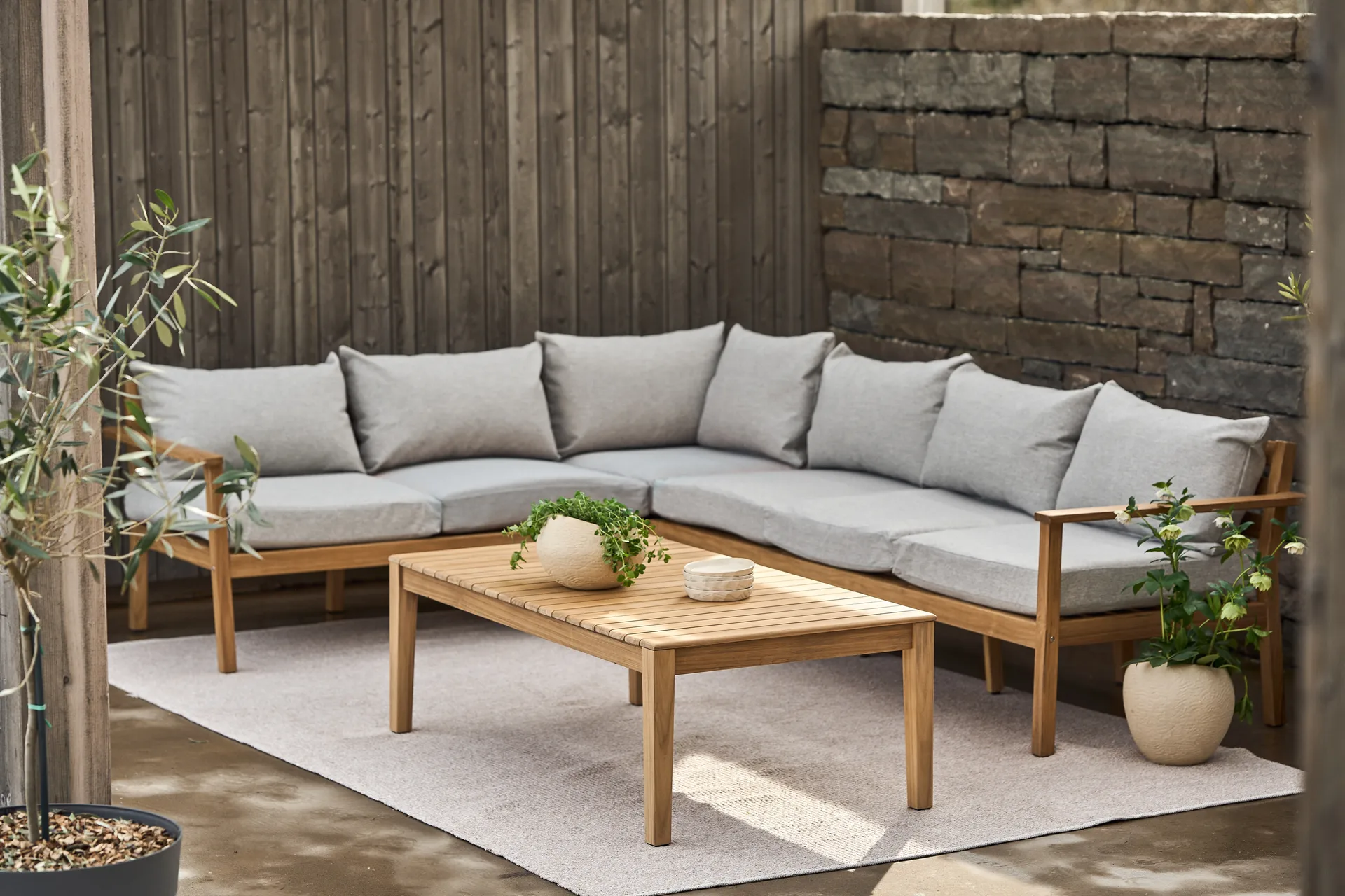 Sofá Stockaryd módulo de canto teak/light grey 1898