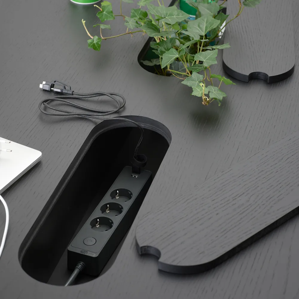 Mesa de escritório Connect, verniz branco carvalho, rodas pretas, H73 A2