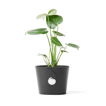 Vaso Hug - Couro Tärnsjö preto, Ø18x15 cm - A2