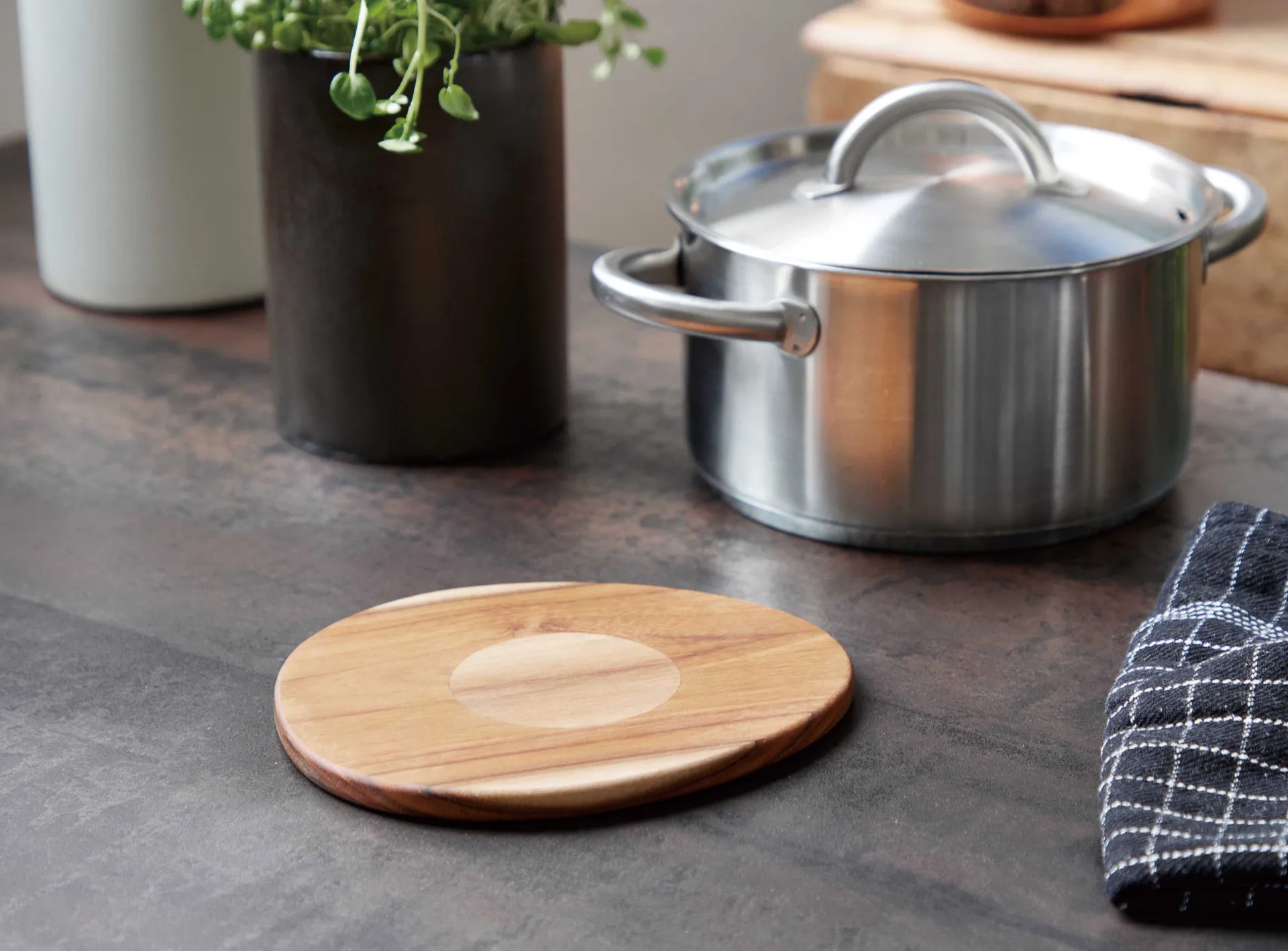 Base magnética Raw 15x17,5 cm, Teca Aida