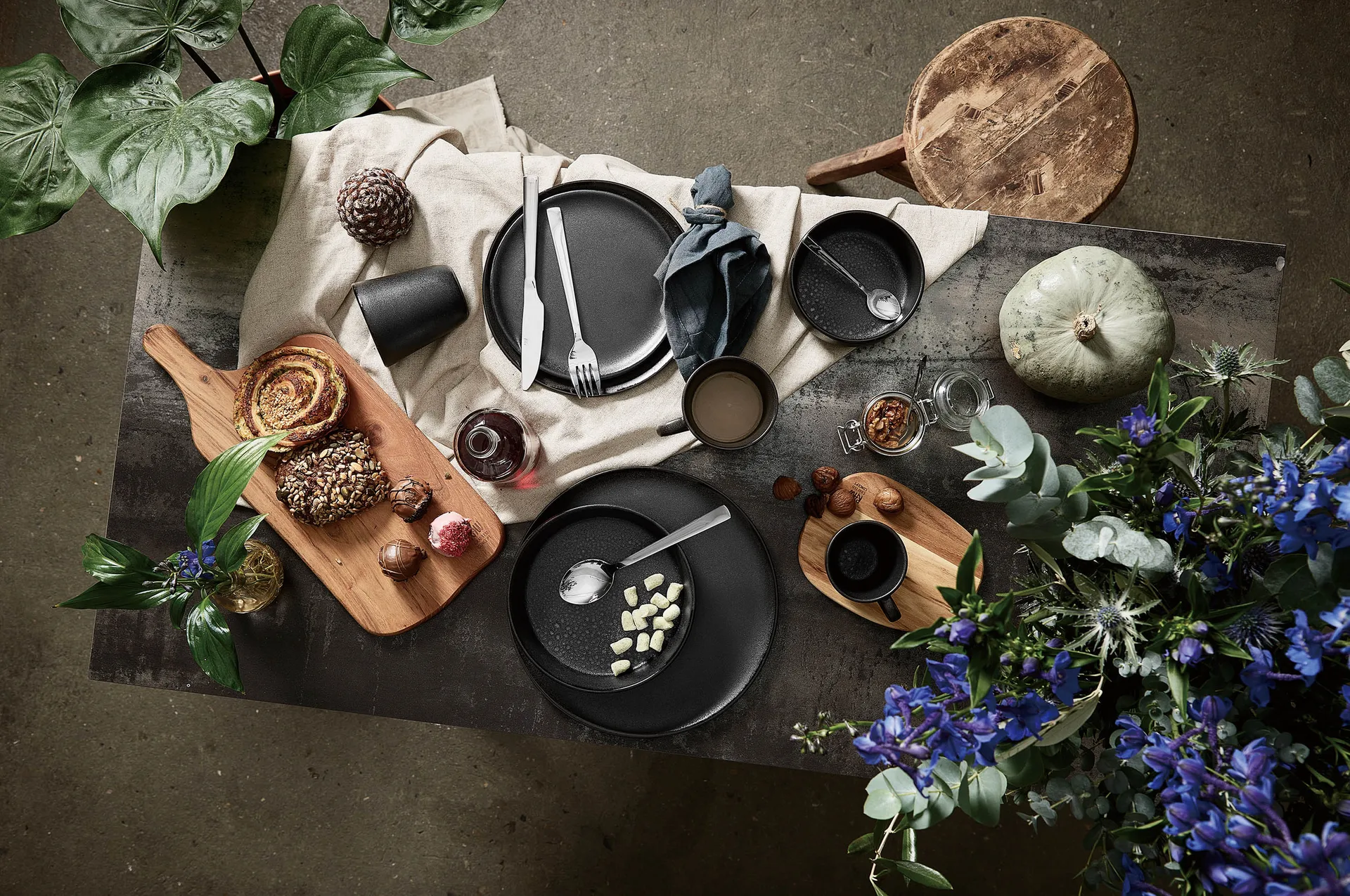 Caneca com asa Raw 35 cl, Titânio preto Aida