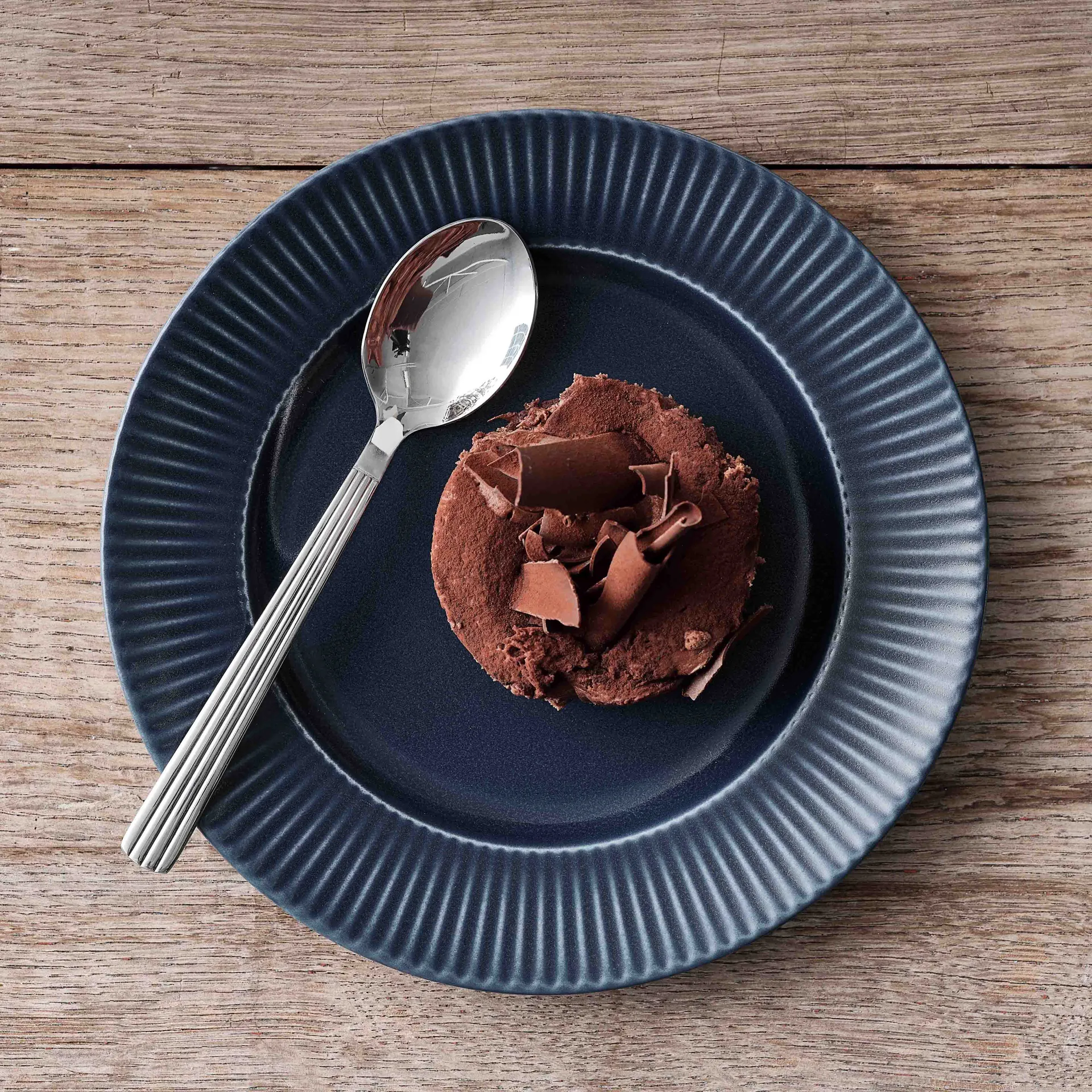 Colher de sobremesa Groovy, Mirror Polish Aida