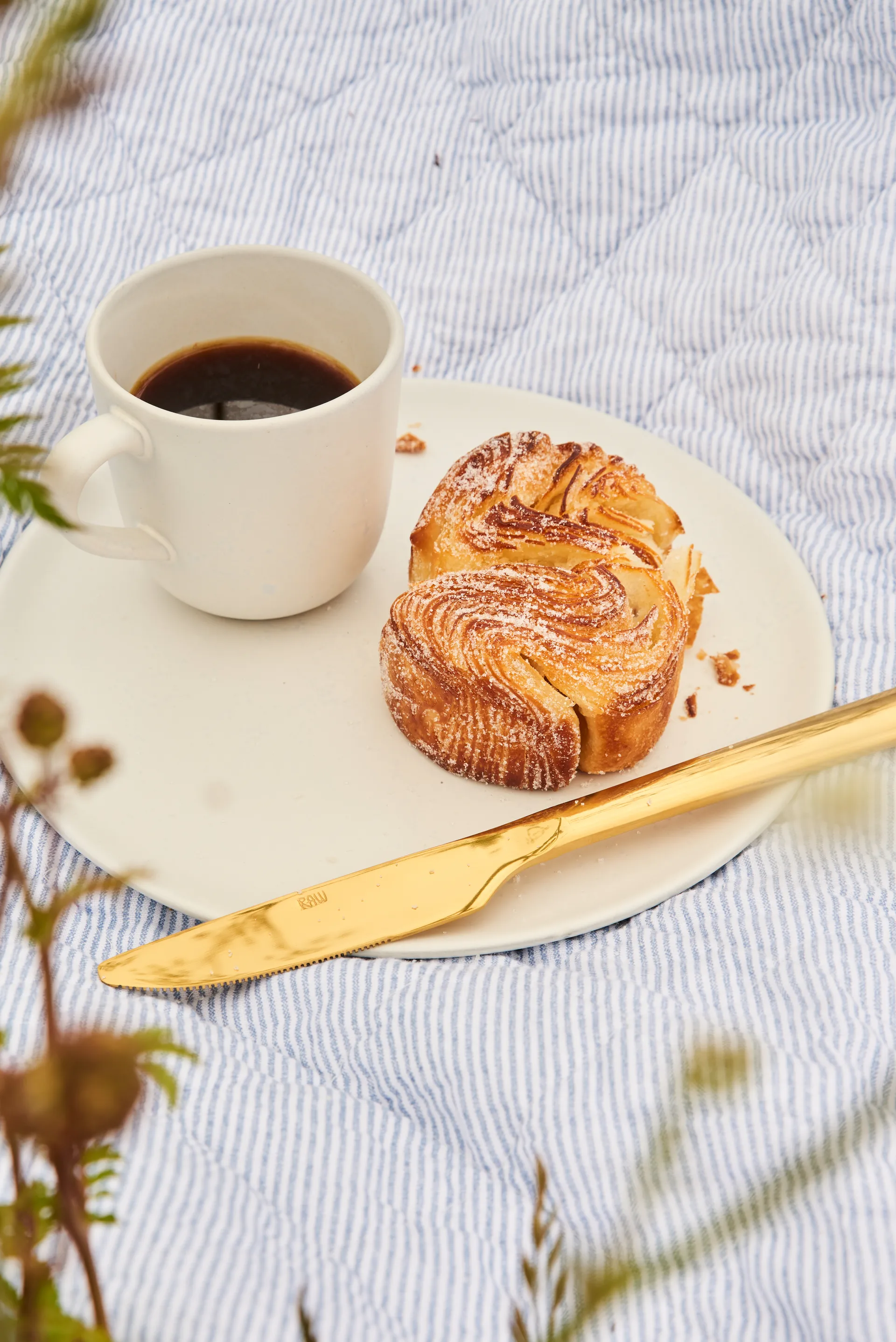 Faca de jantar Raw 4-unidades, Dourado Aida