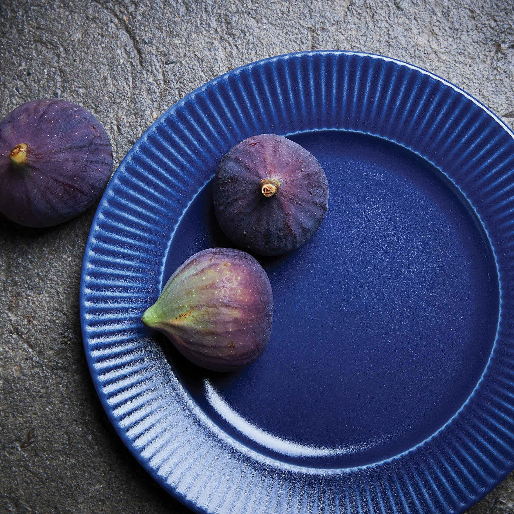 Prato Groovy Ø 21 cm, Azul Aida