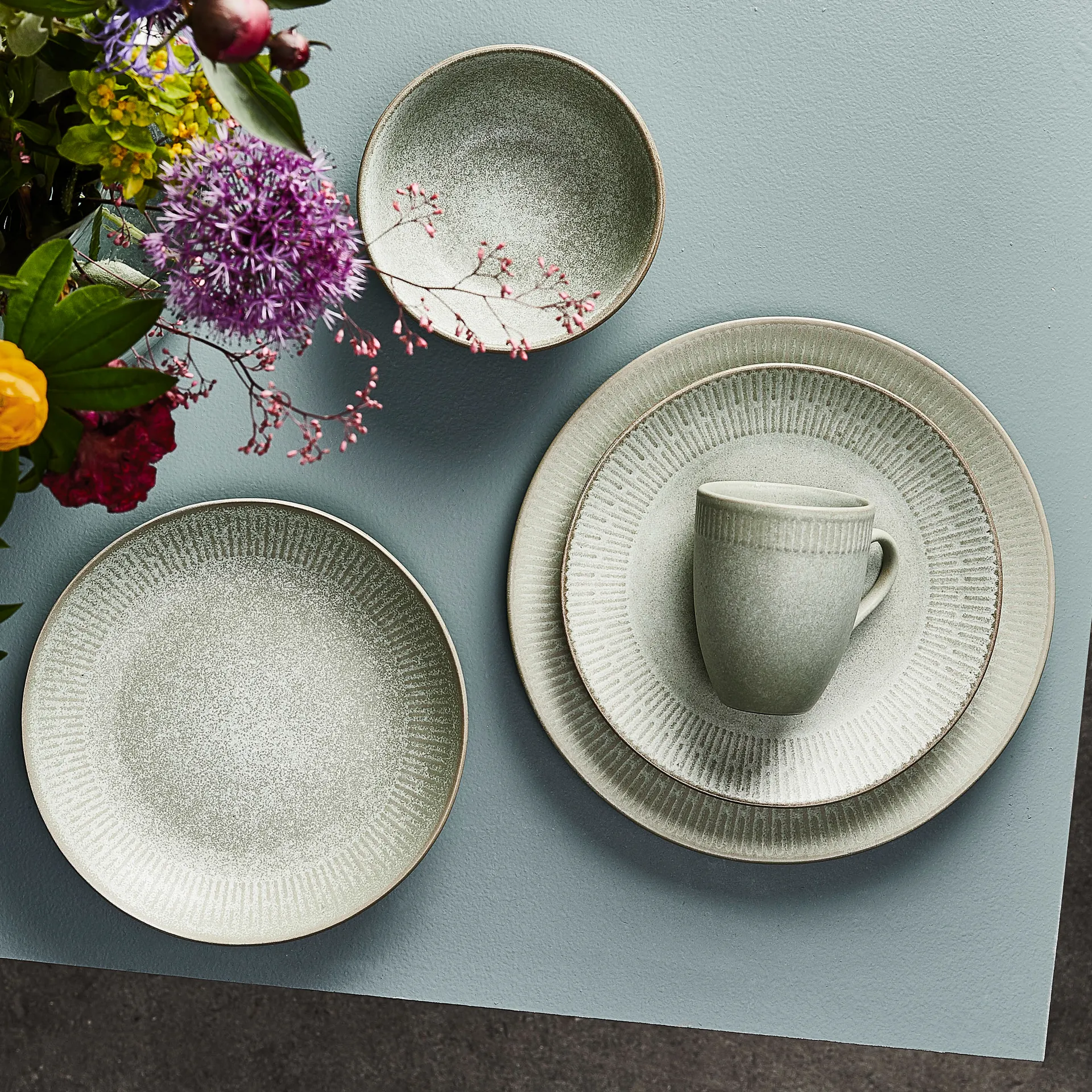 Prato Relief 27 cm, verde Aida