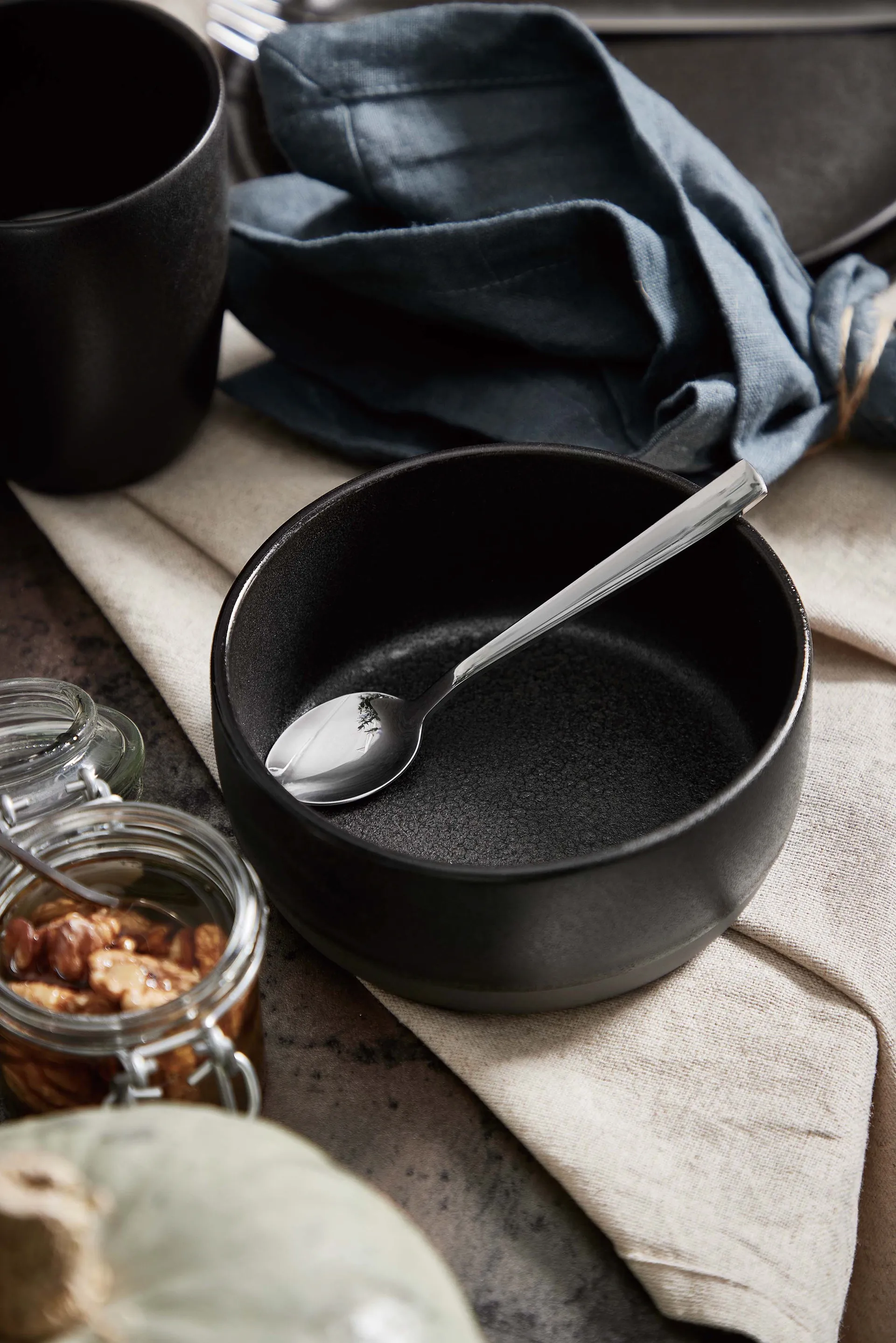 Tigela Raw Ø13,5 cm, Titânio preto Aida