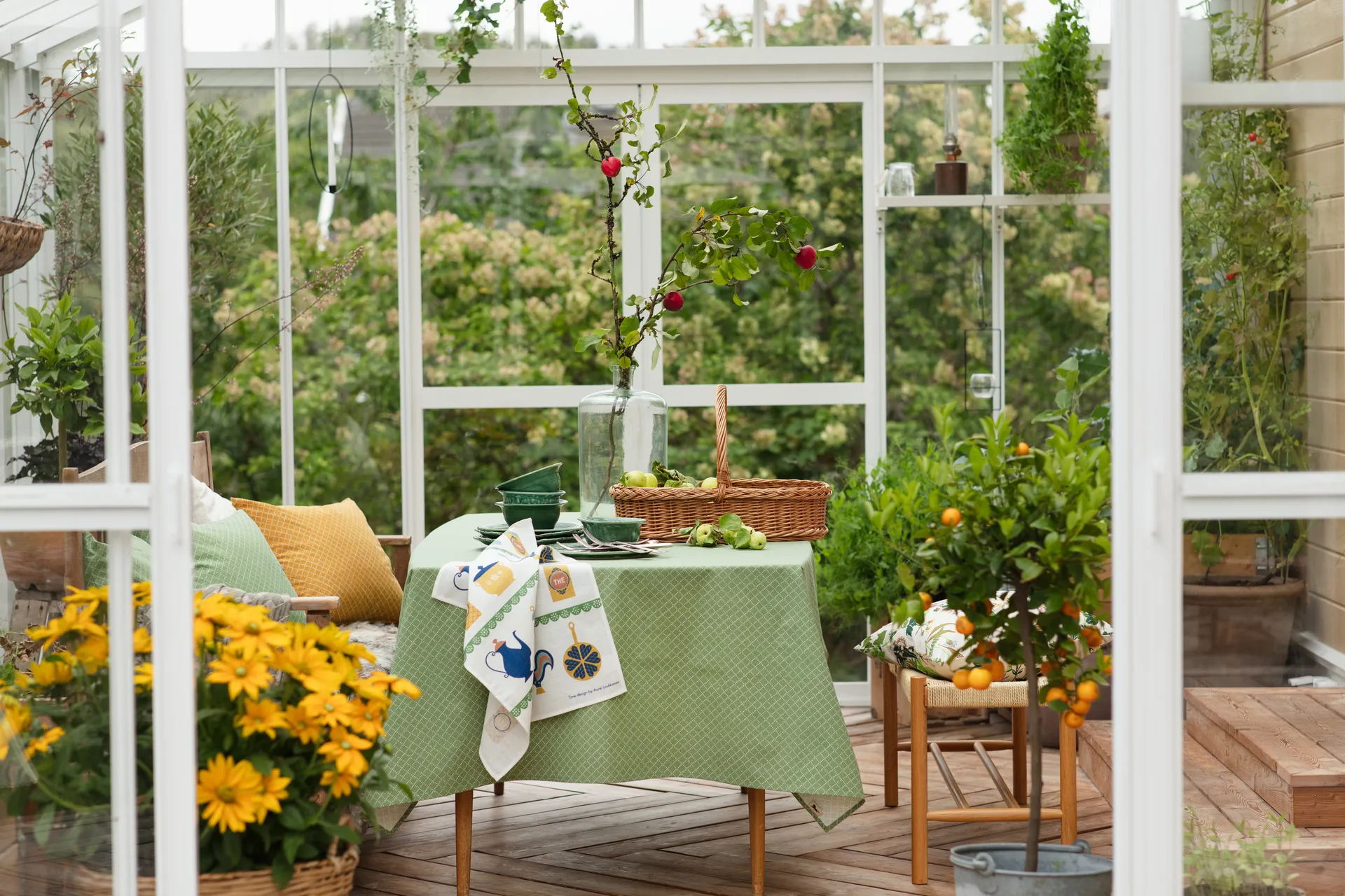 Toalha de mesa Prickruta 145x250 cm, Verde Almedahls