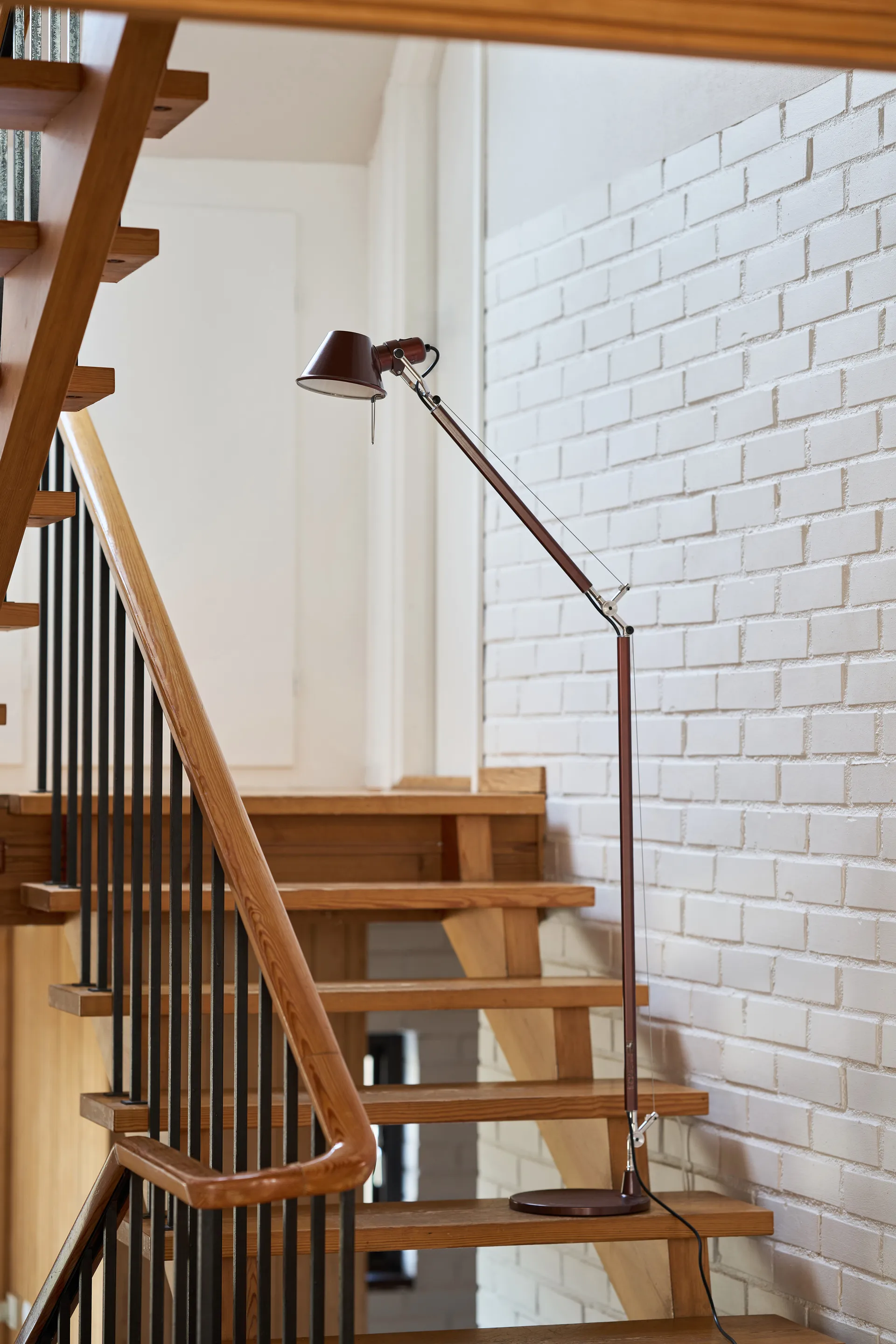 Candeeiro de pé Tolomeo Reading E27 special edition - Brown metallic (castanho) Artemide