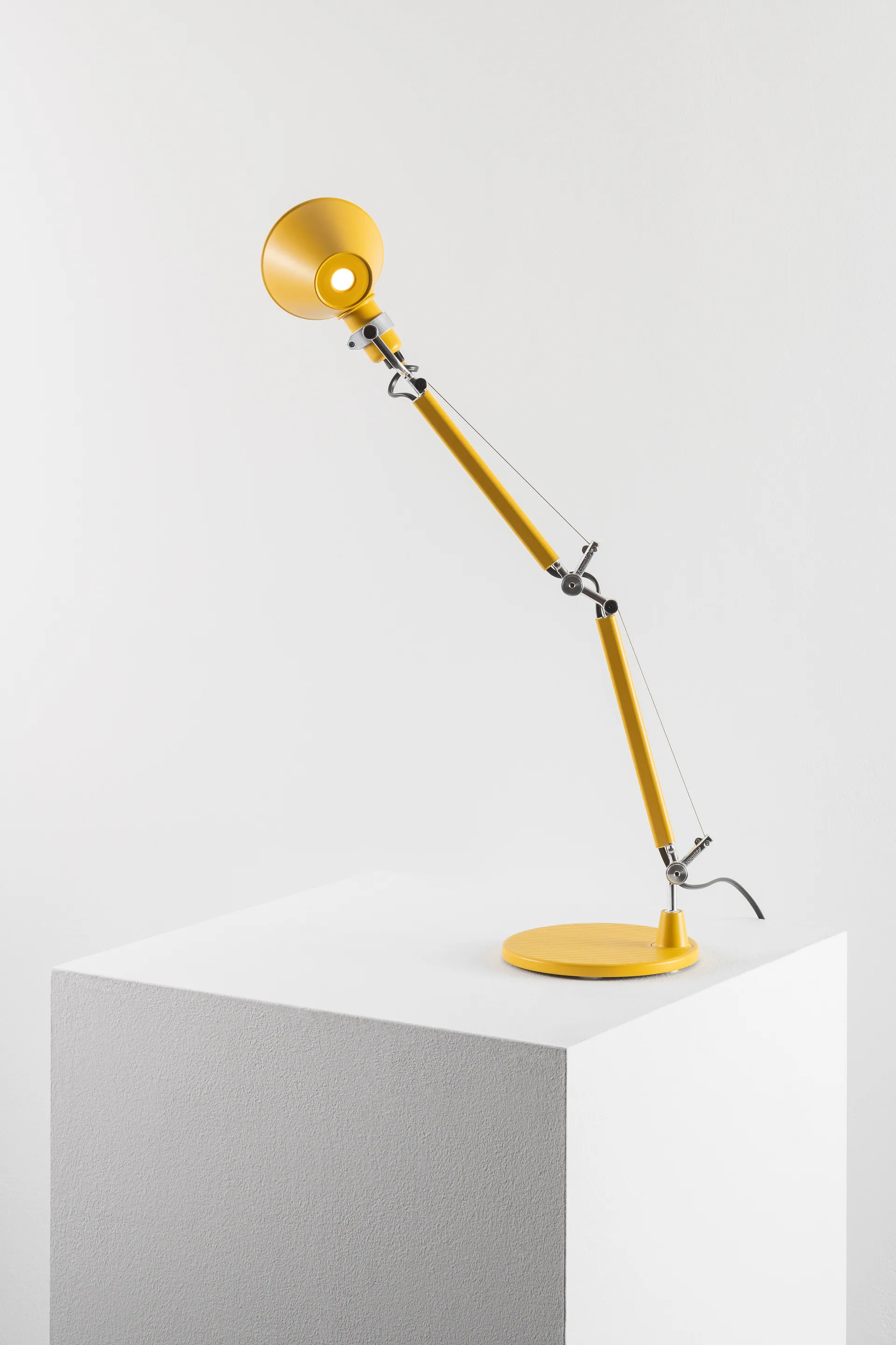 Tolomeo micro candeeiro de mesa , Amarelo Artemide