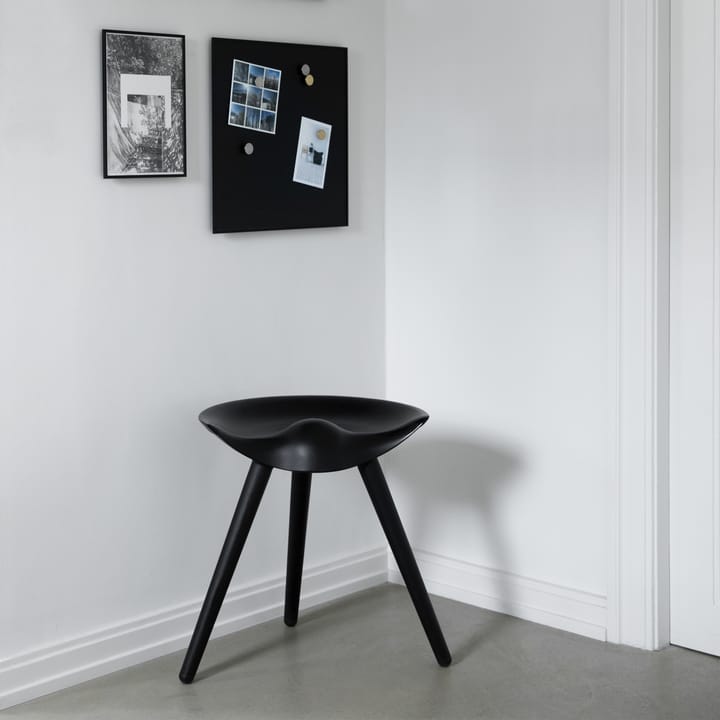Banco ML42 48 cm, Faia tingida de preto Audo Copenhagen