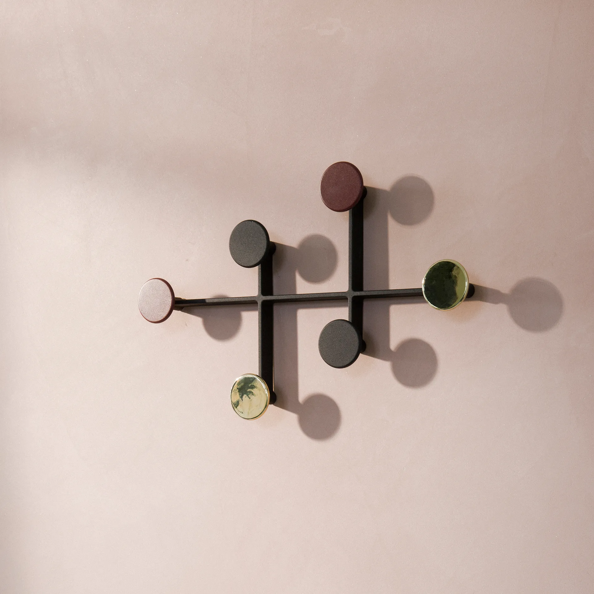 Cabide Afteroom, preto-latão Audo Copenhagen