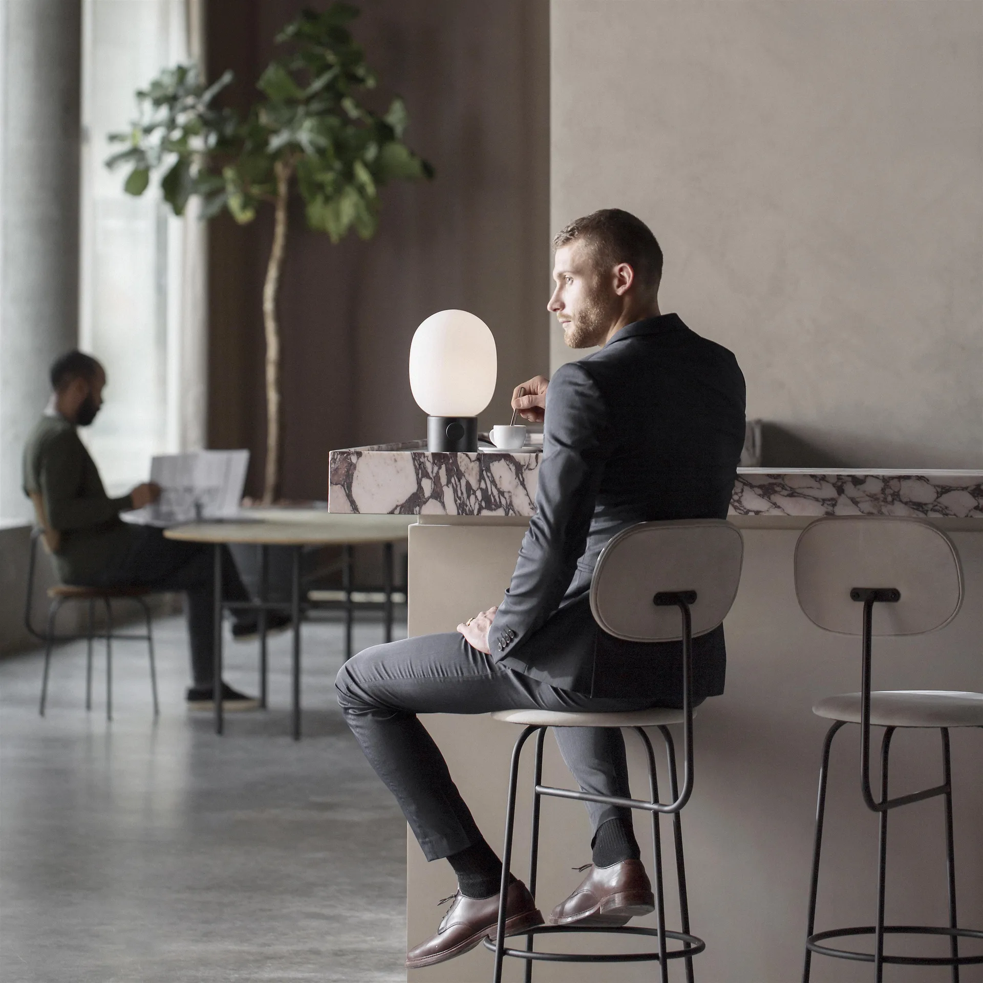 Candeeiro de mesa JWDA, preto Audo Copenhagen