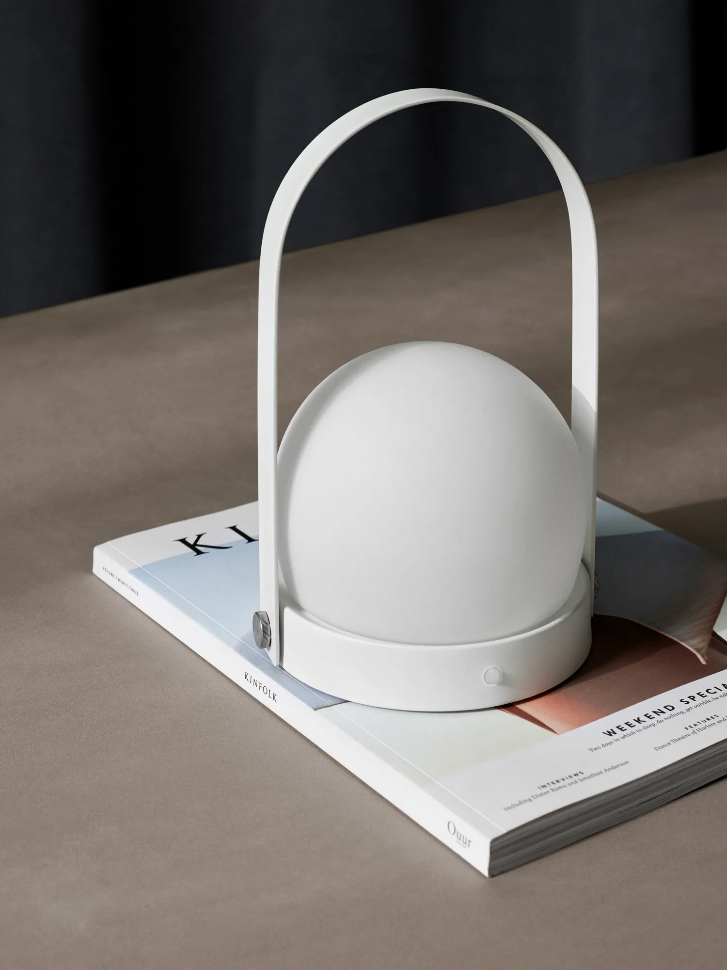 Candeeiro de mesa portátil Carrie, Branco Audo Copenhagen