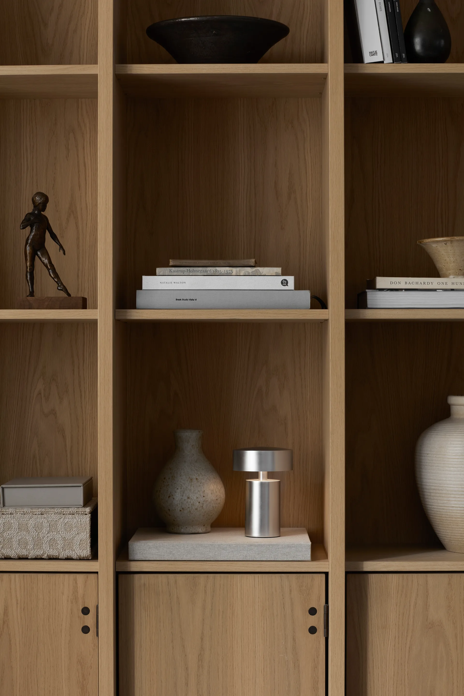 Candeeiro de mesa portátil Column, Alumínio Audo Copenhagen