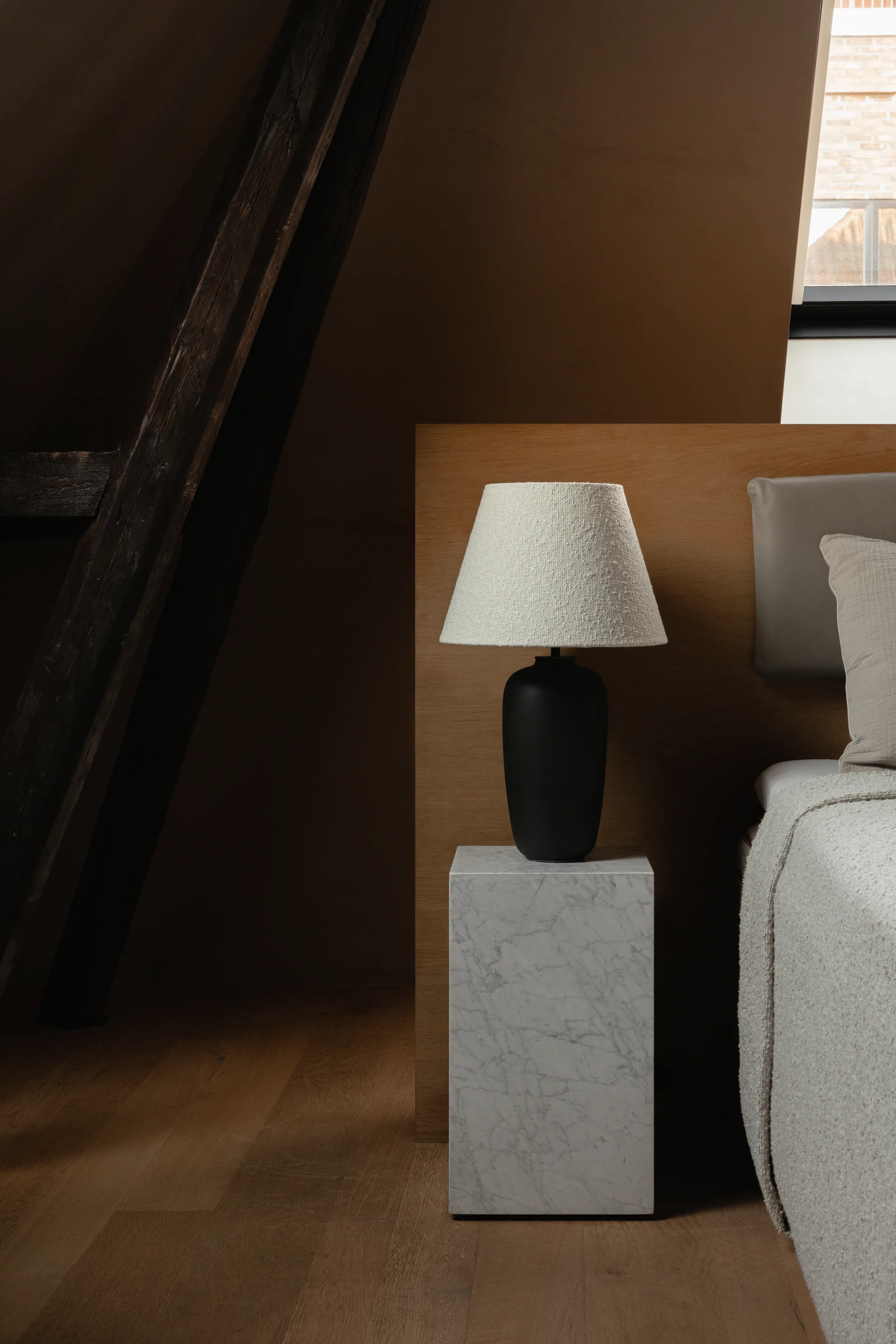 Candeeiro de mesa Torso 57 cm Limited Edition, Oceano-Snow Audo Copenhagen