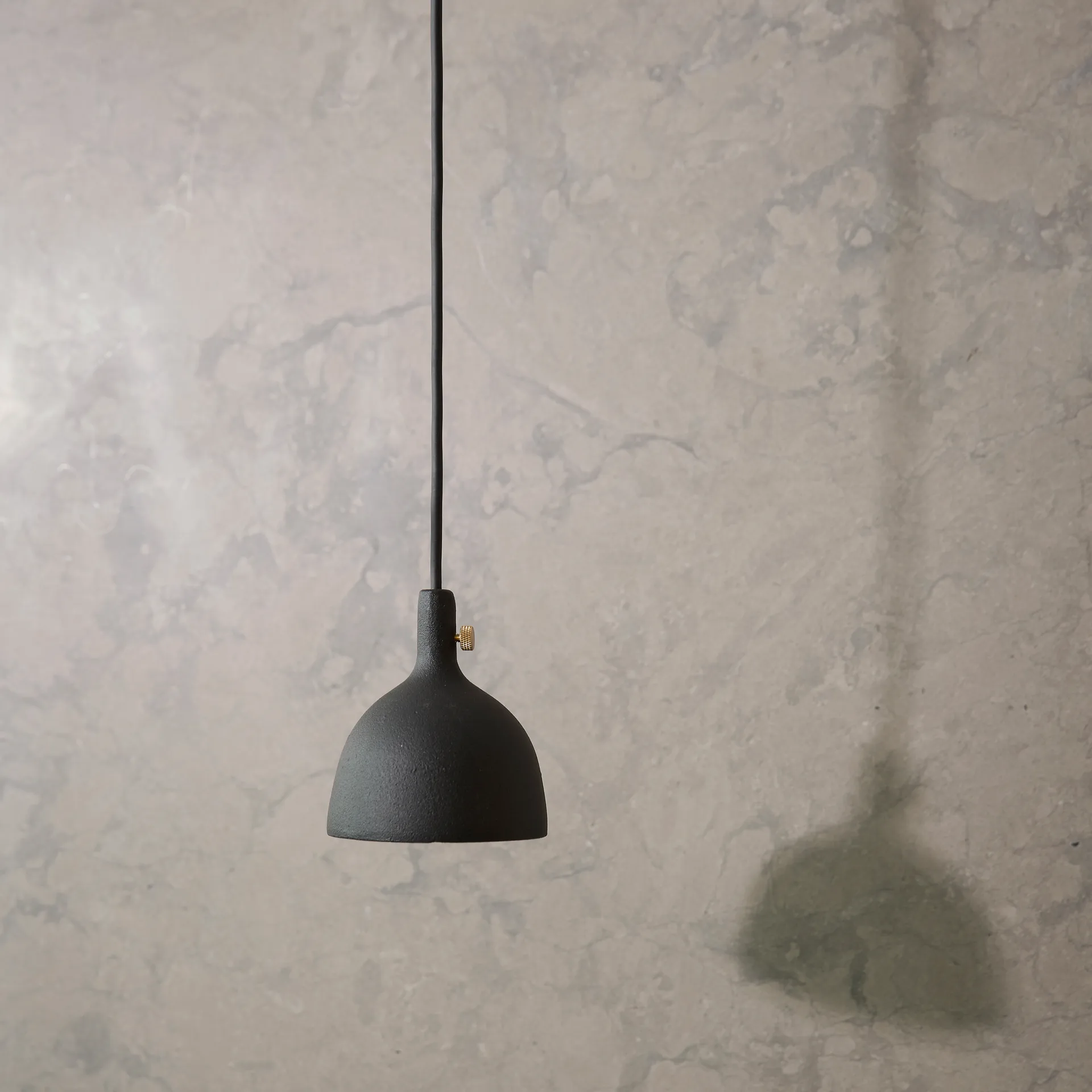 Candeeiro suspenso Cast shape 2, preto Audo Copenhagen