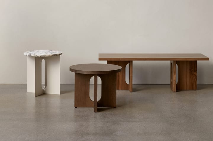 Mesa de apoio Ø50 cm carvalho tingido escuro Androgyne , Carvalho tingido escuro - tampo de mesa Audo Copenhagen