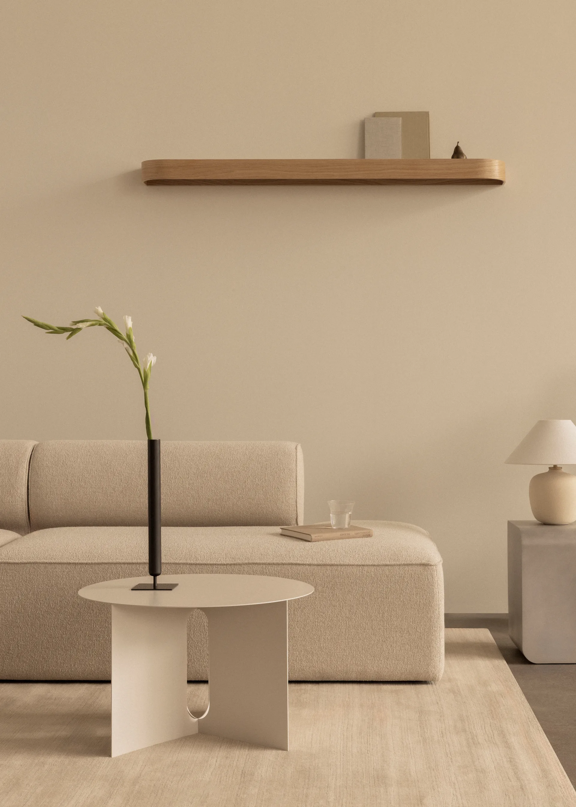 Mesa de apoio Androgyne Ø63 cm, Ivory Audo Copenhagen