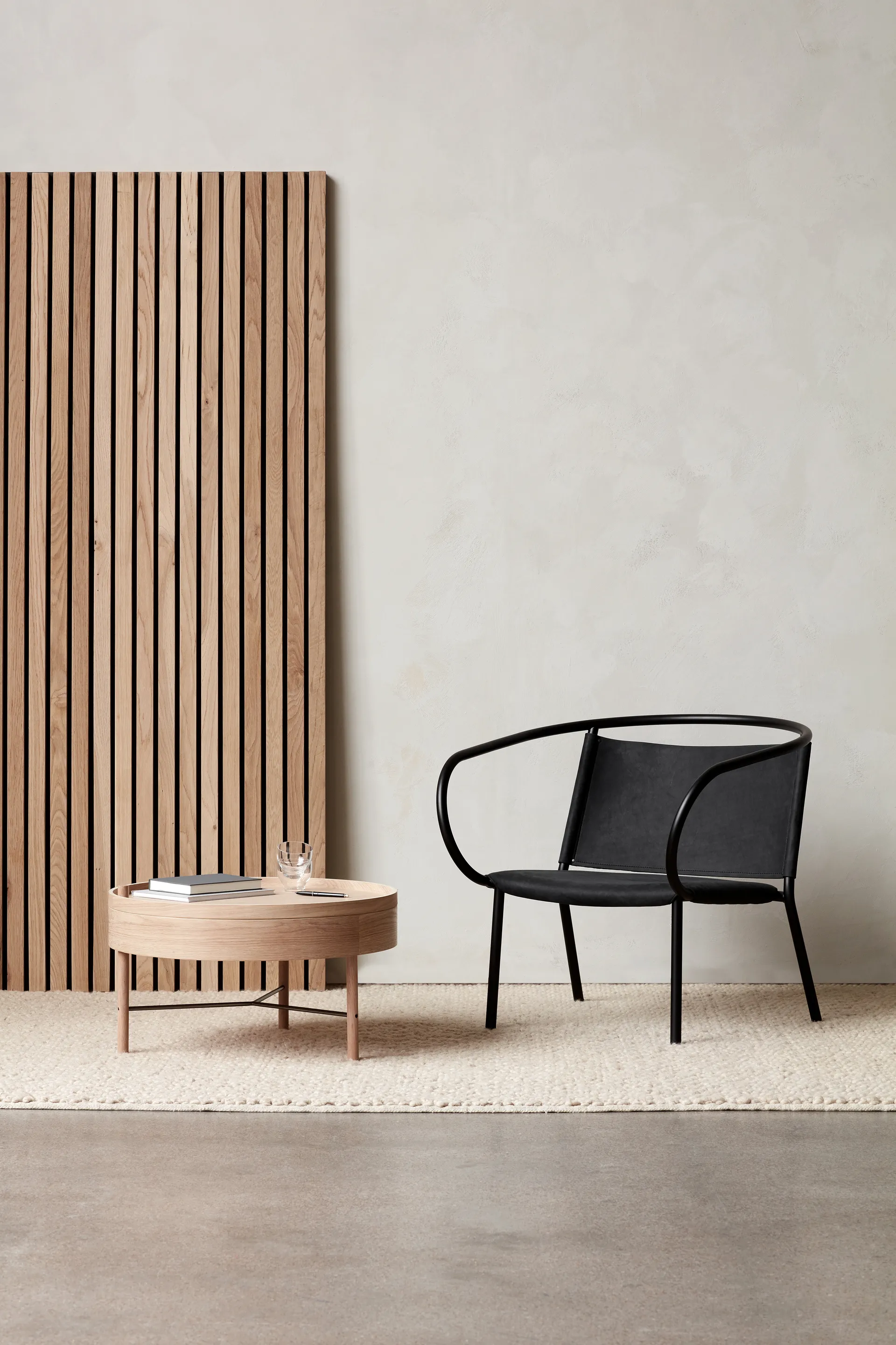 Mesa Turning, carvalho natural-cromado Audo Copenhagen