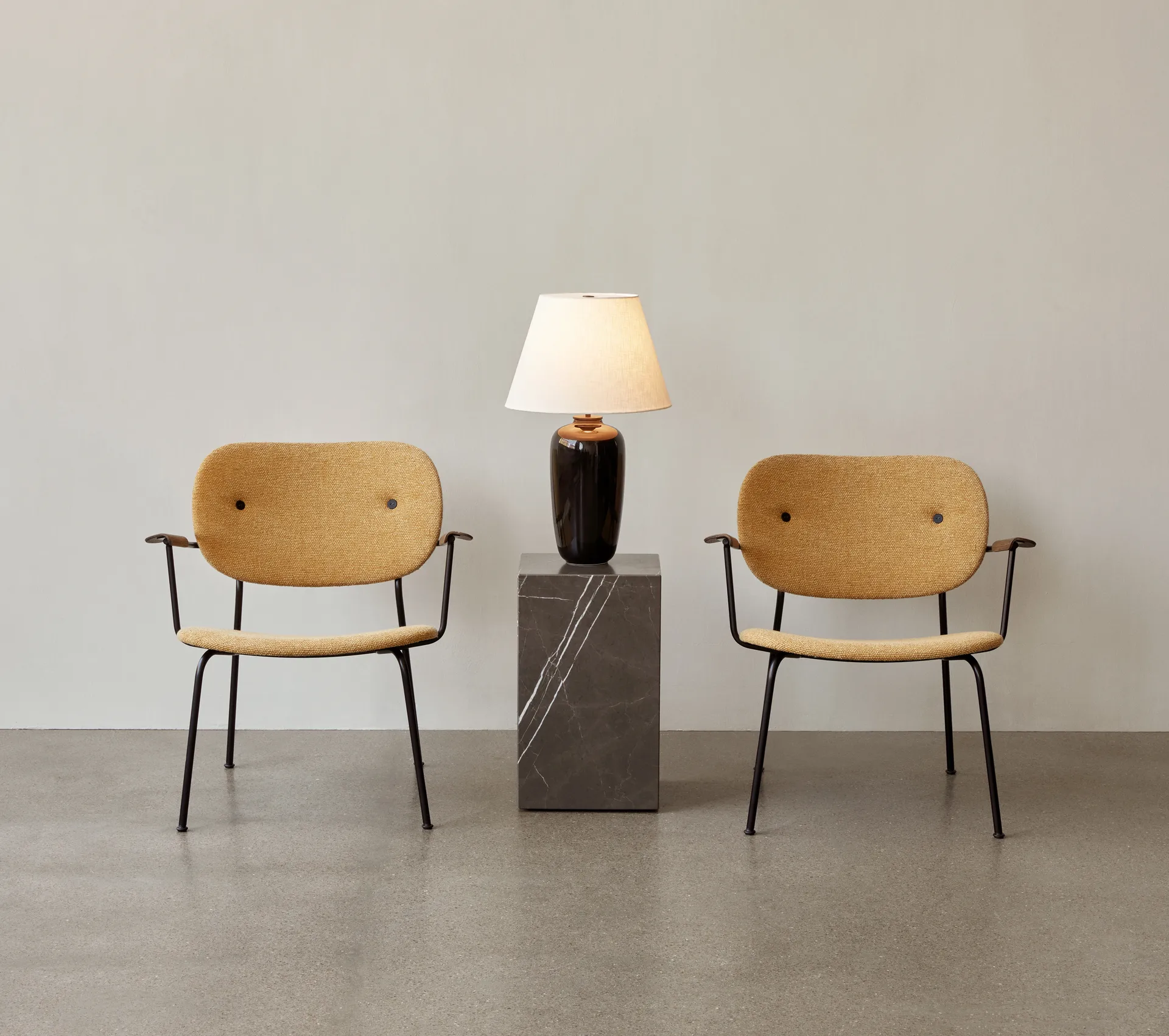 Plinth tall mesa lateral 30x30x51 cm, Black Audo Copenhagen