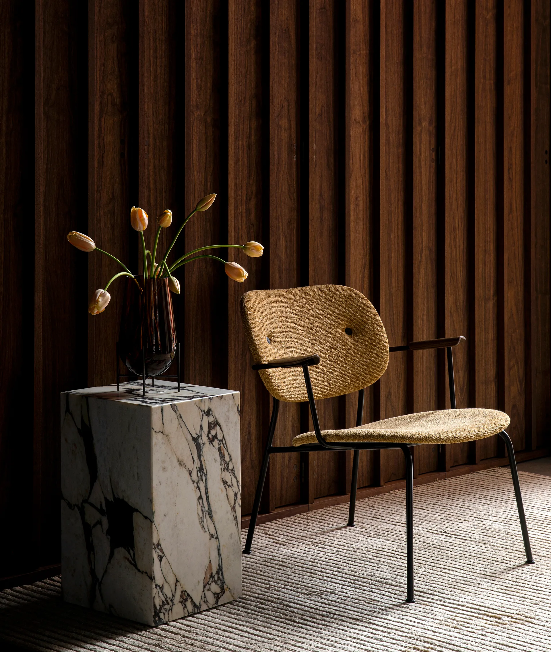 Plinth tall mesa lateral 30x30x51 cm, Multi rose Audo Copenhagen