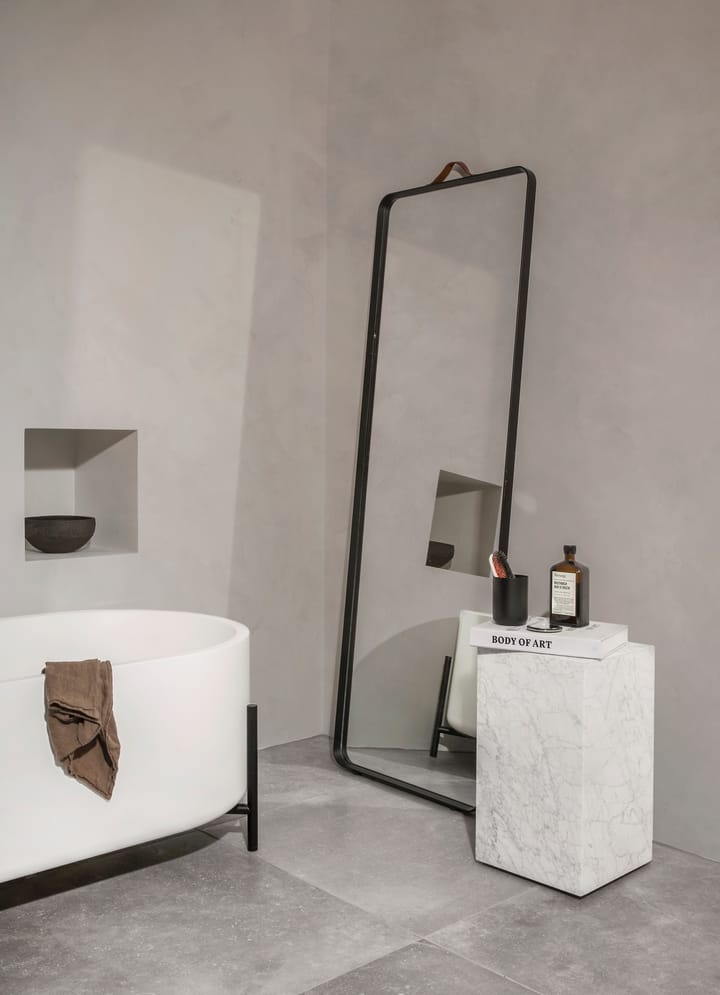Plinth tall mesa lateral 30x30x51 cm, White Audo Copenhagen