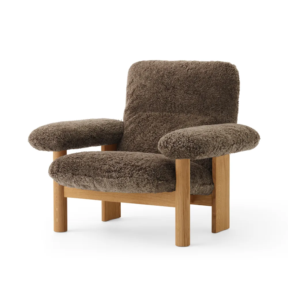 Poltrona Brasilia, Oiled oak-Root sheepskin Audo Copenhagen
