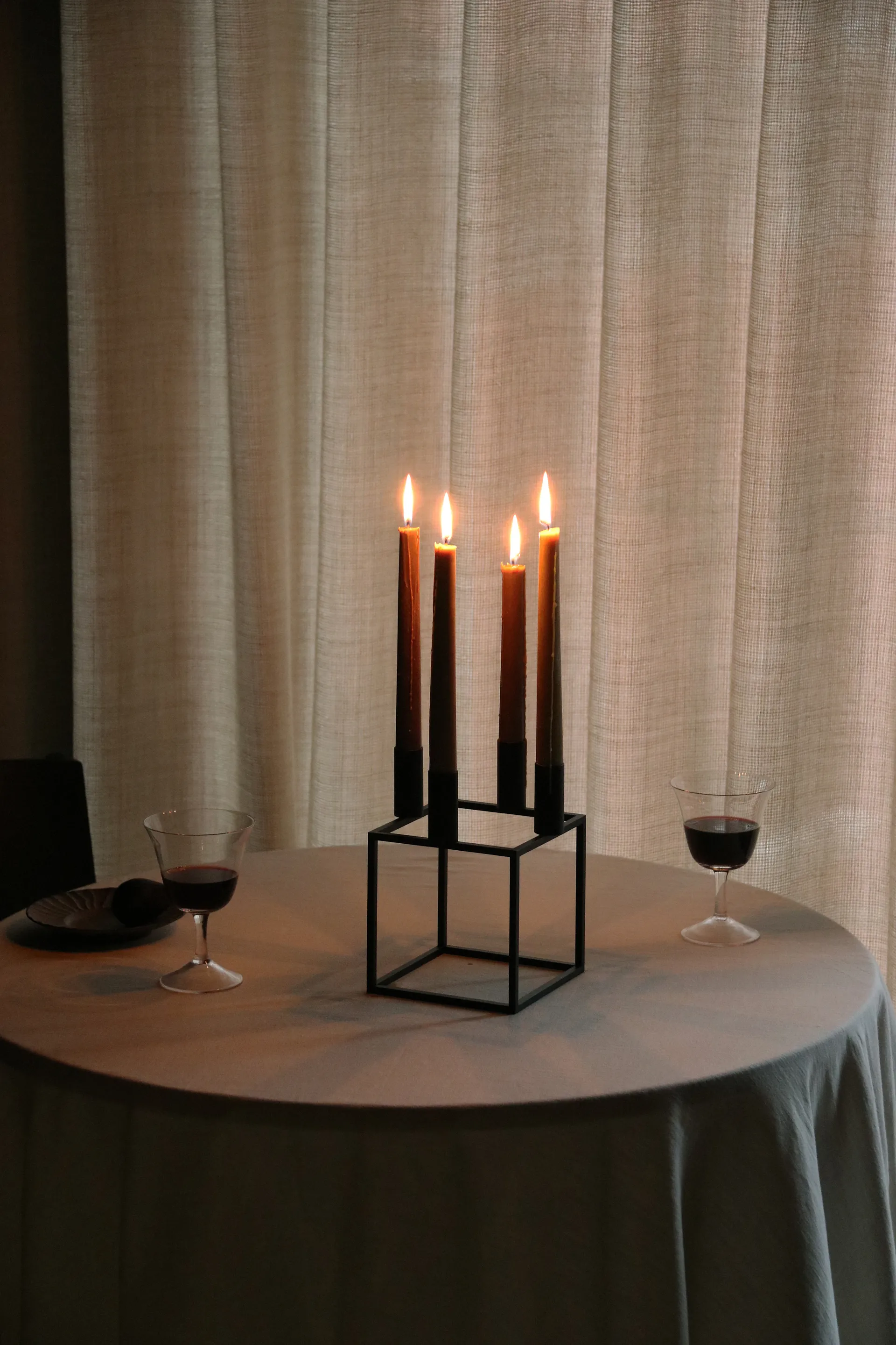 Suporte de velas Kubus 4, preto Audo Copenhagen