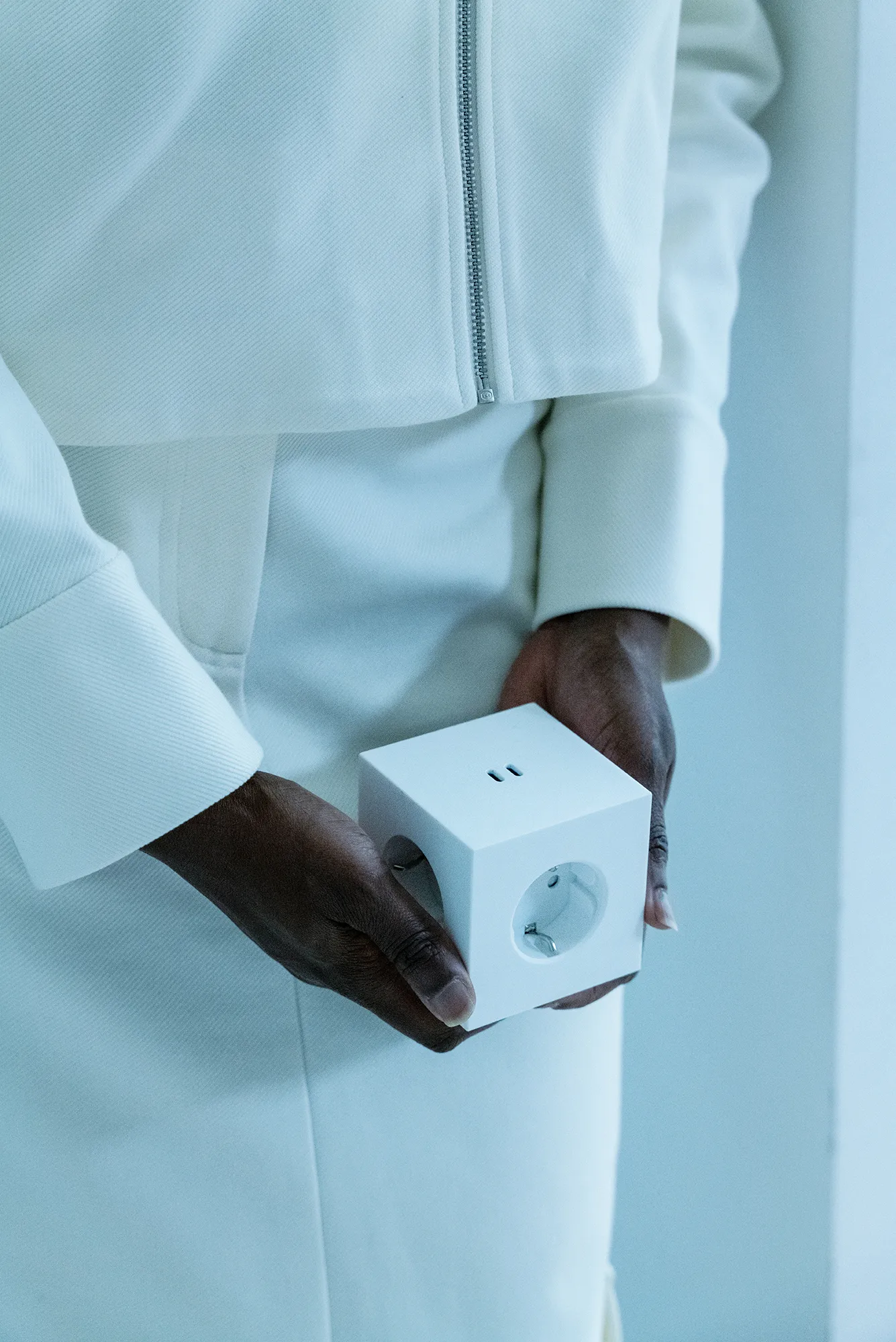 Adaptador tomada quadrado 2 , Martinelli Luce Opal White Avolt