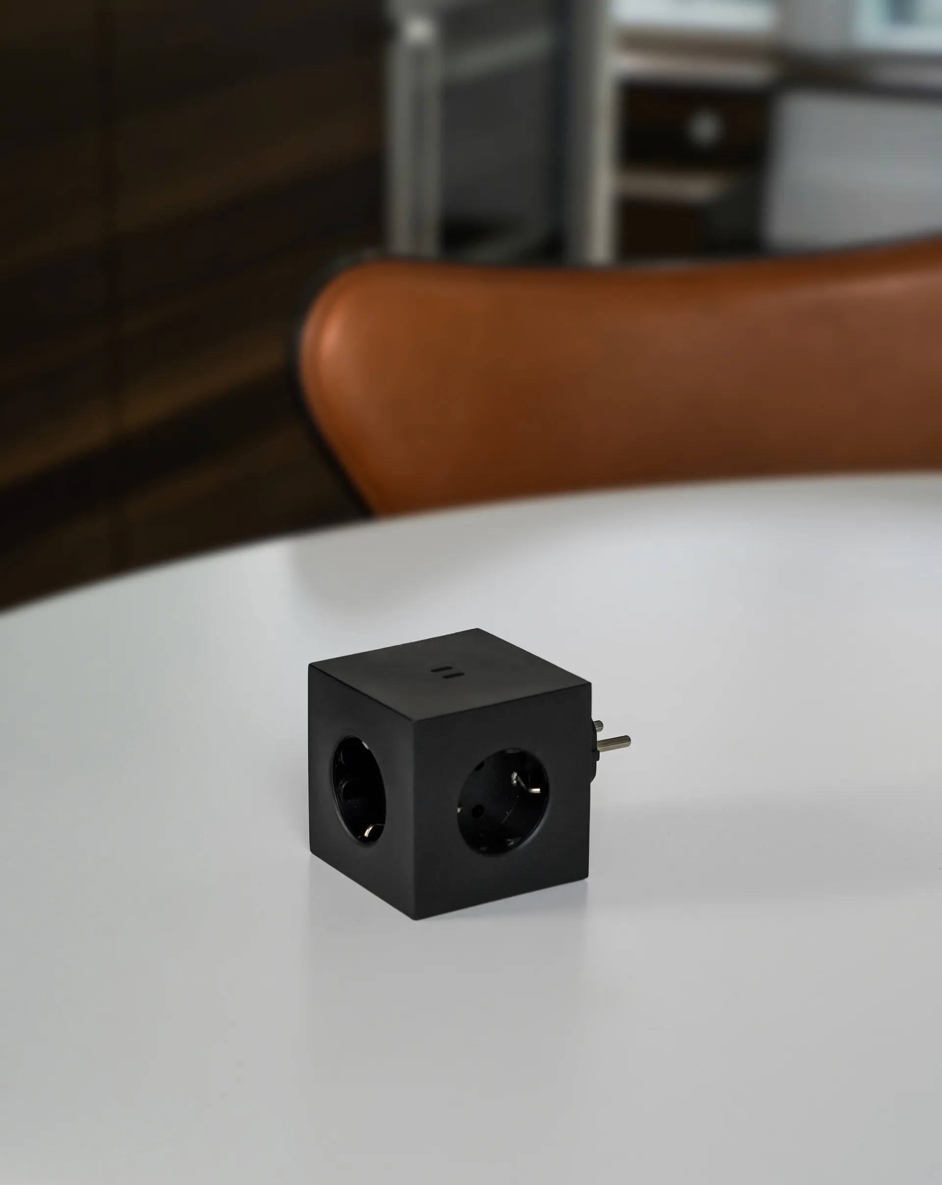 Adaptador tomada quadrado 2 , Stockholm preto Avolt