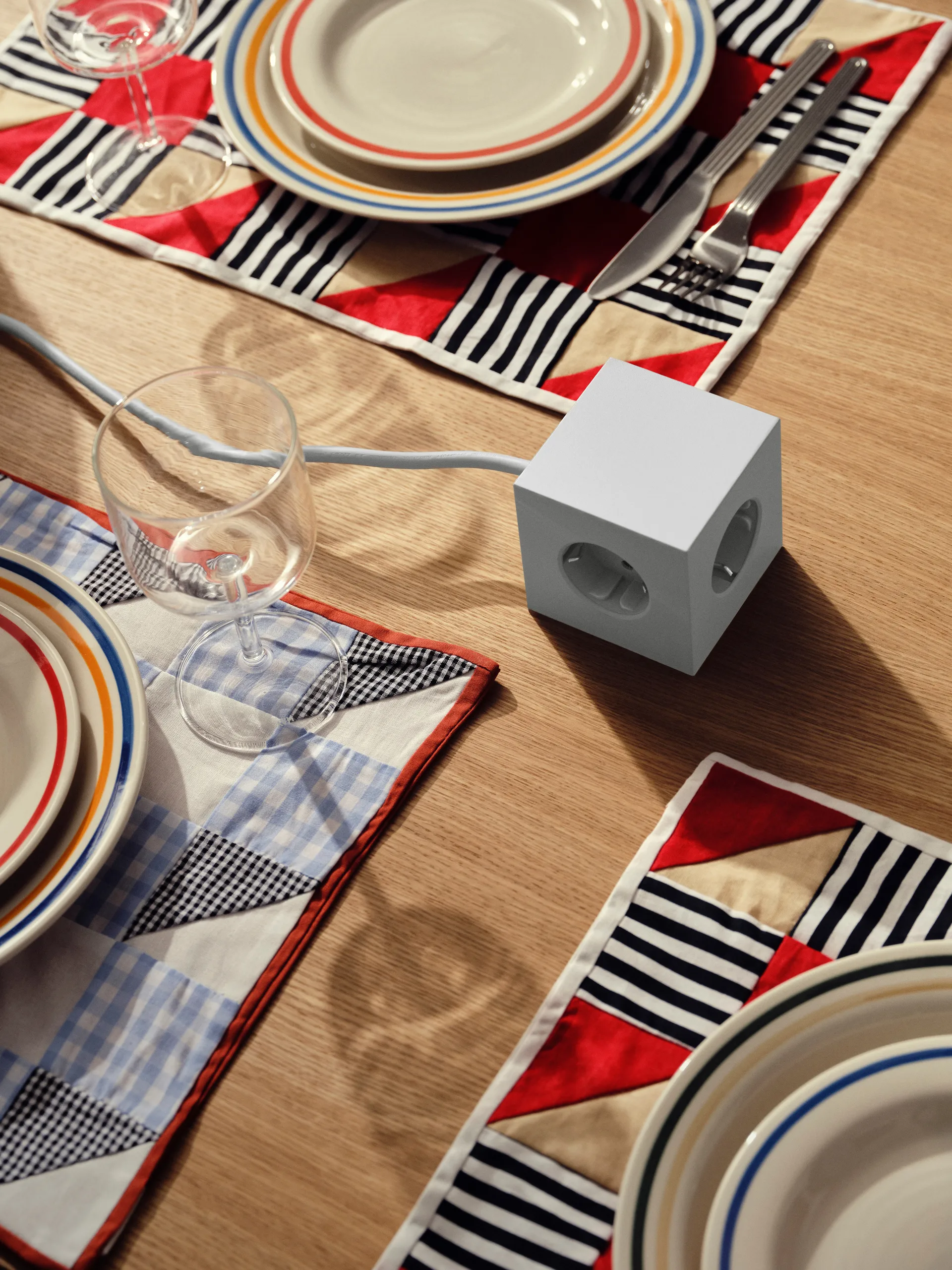 Square 1 tomada múltipla com USB-C 30W 3 m, Gotland Cinza Avolt