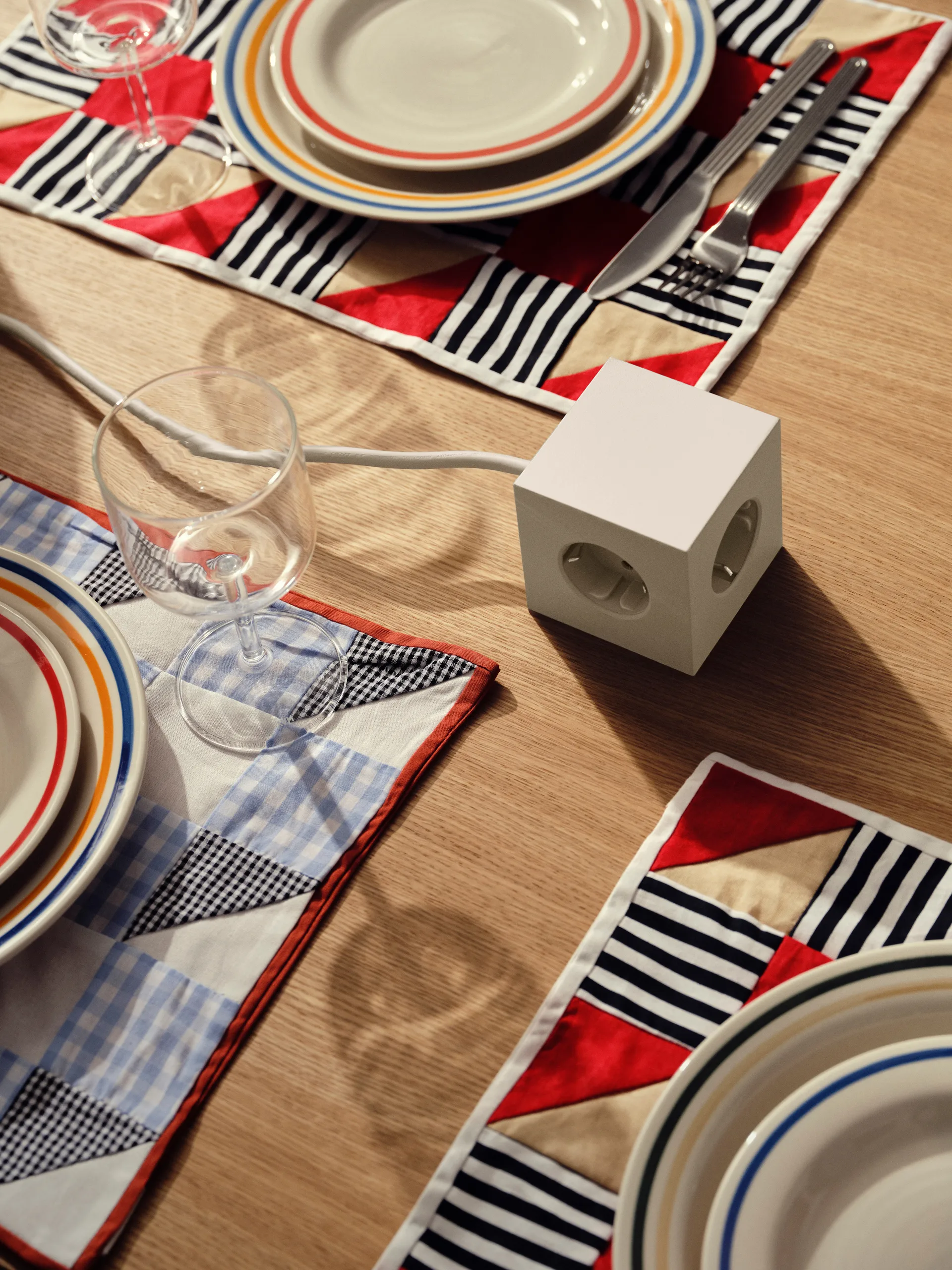 Square 1 tomada múltipla com USB-C 30W 3 m, Nomad Sand Avolt