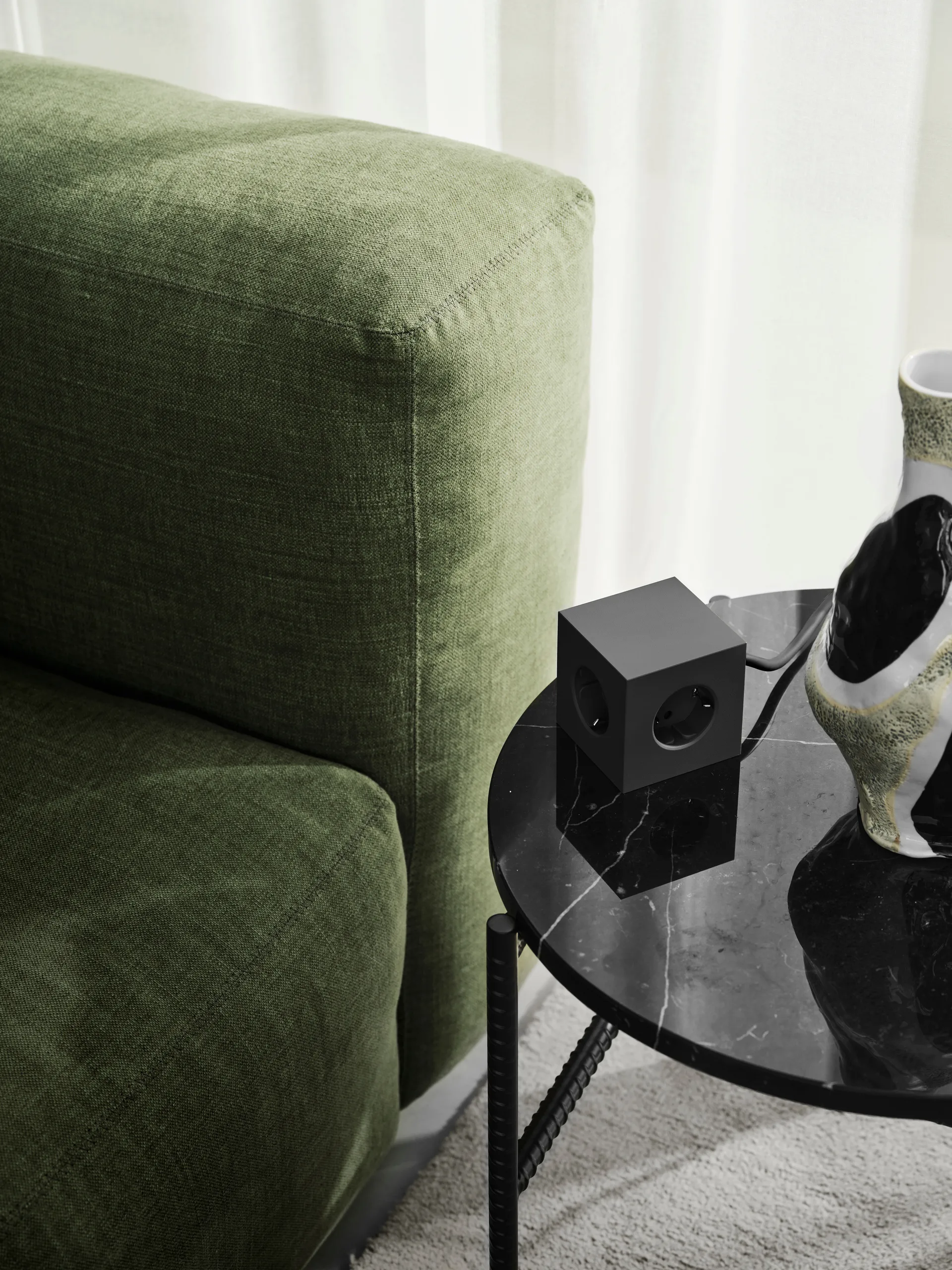 Square 1 tomada múltipla com USB-C 30W 3 m, Stockholm Black Avolt