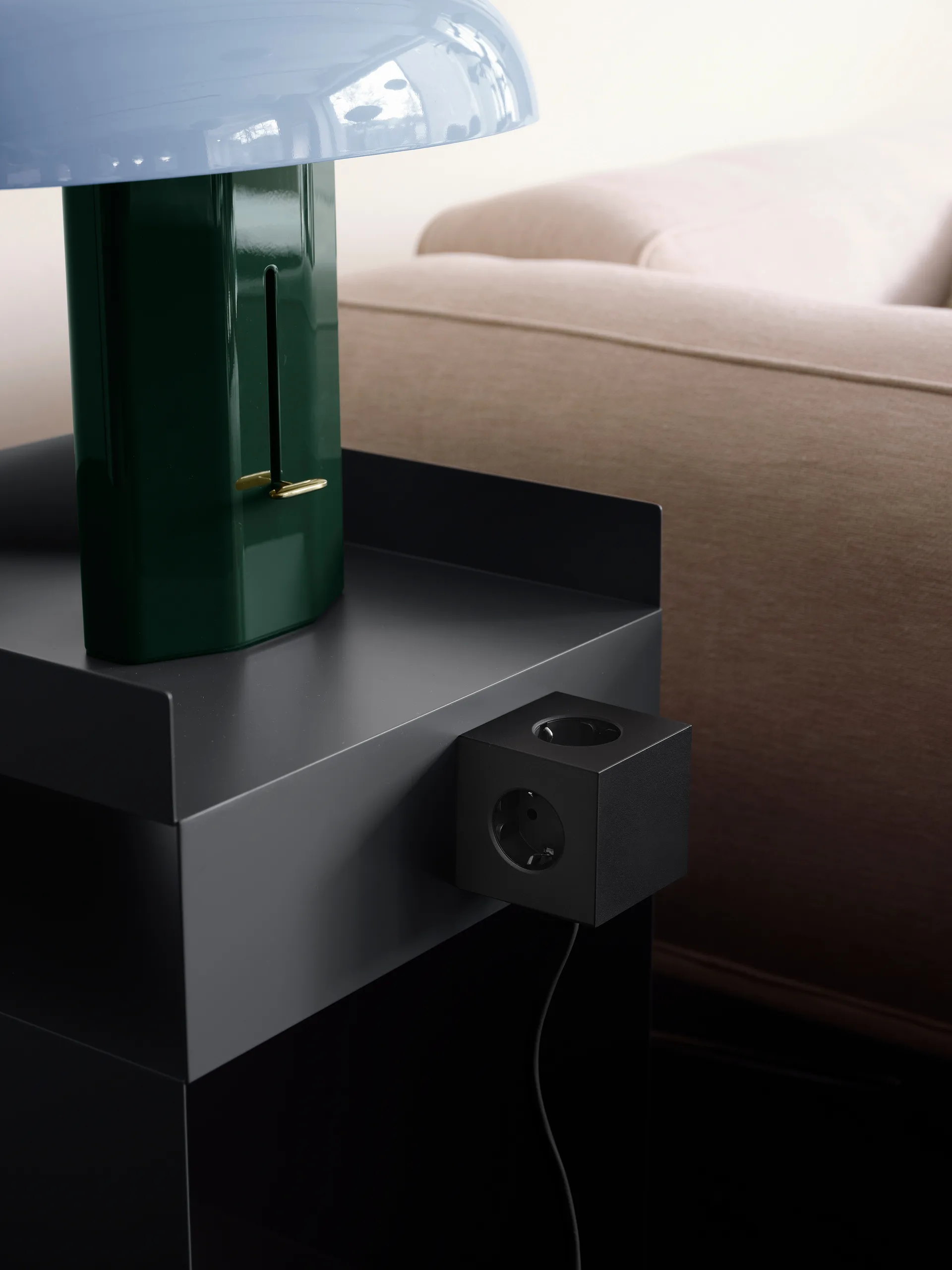 Square 1 tomada múltipla com USB-C 30W 3 m, Stockholm Black Avolt