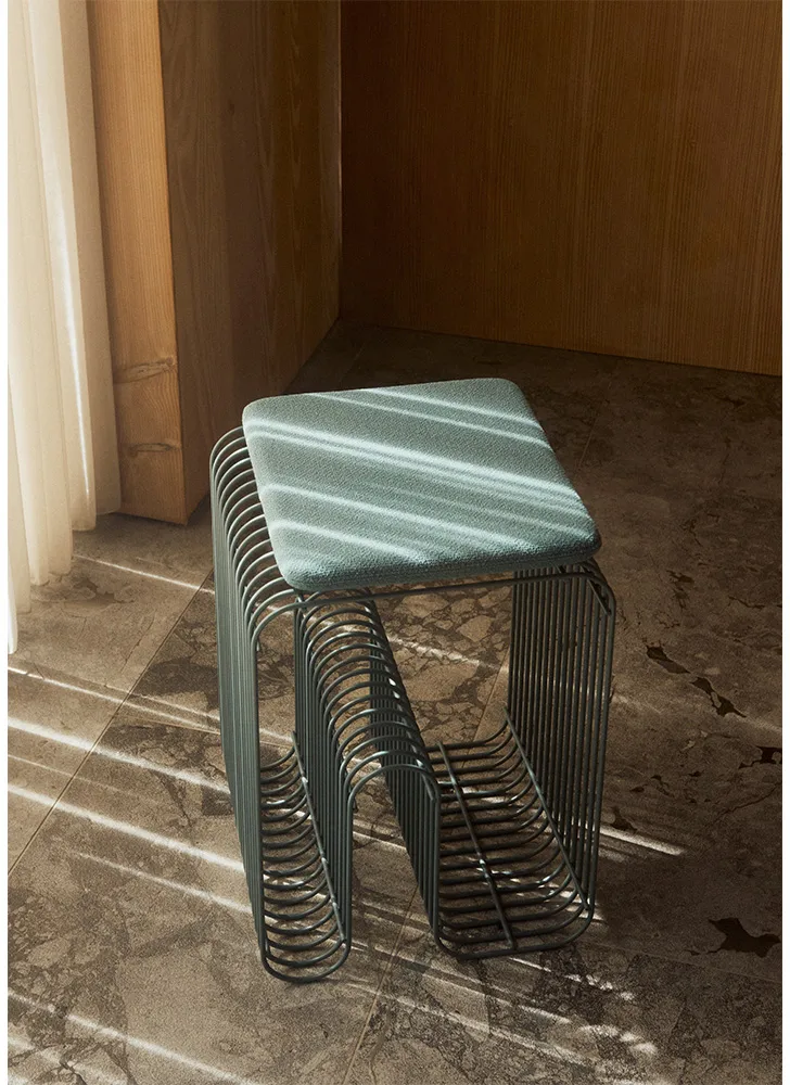 Curve banco, Azul poeira AYTM