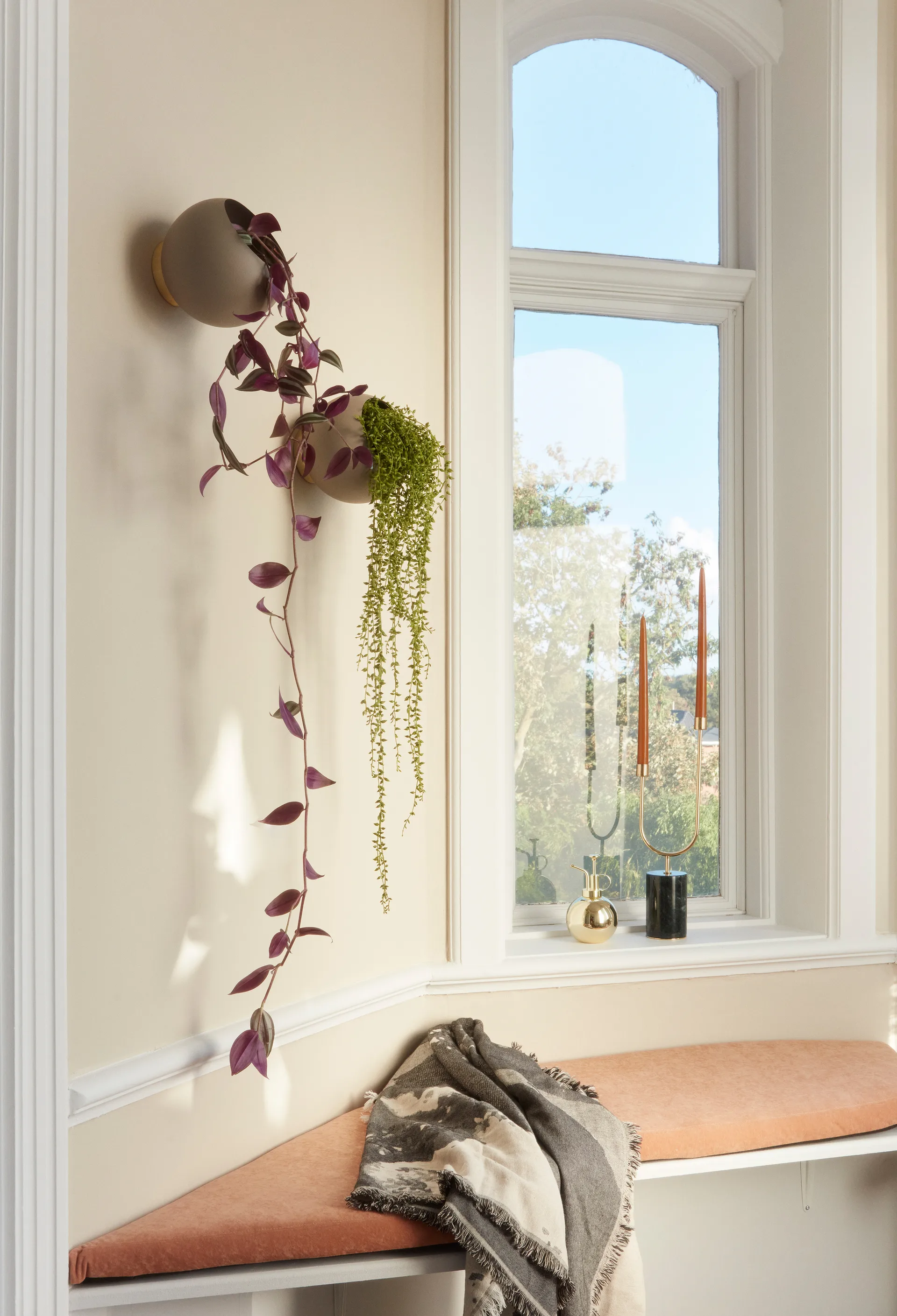 Globe vaso de parede Ø21 cm, Taupe AYTM