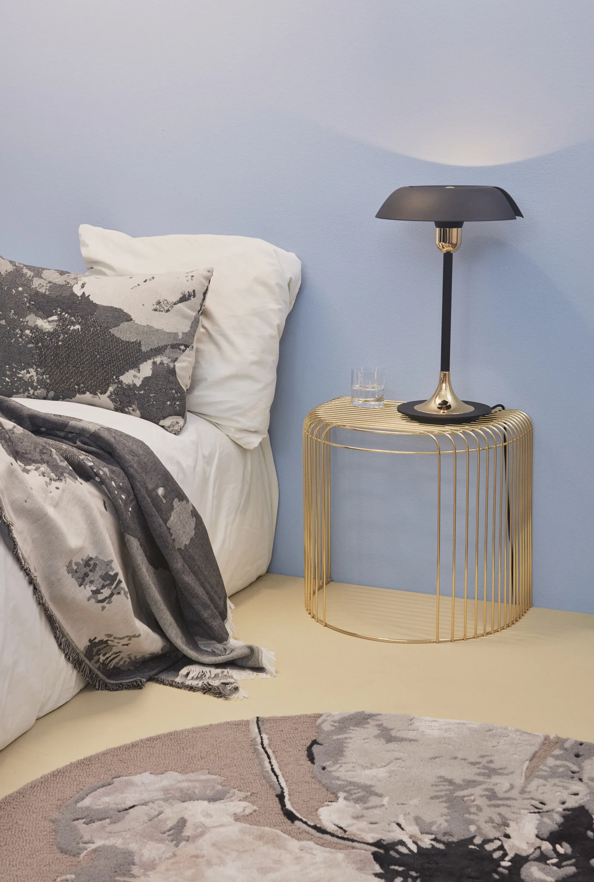 Mesa Curva 45 cm, Dourado AYTM